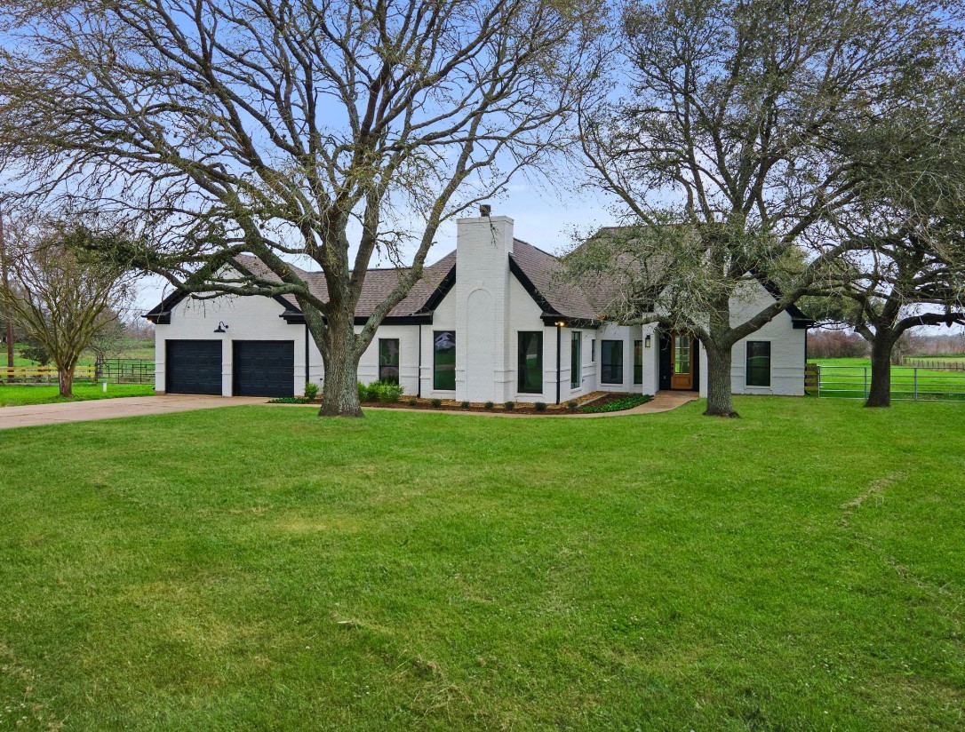 32826 Rogers Road Property Photo 1