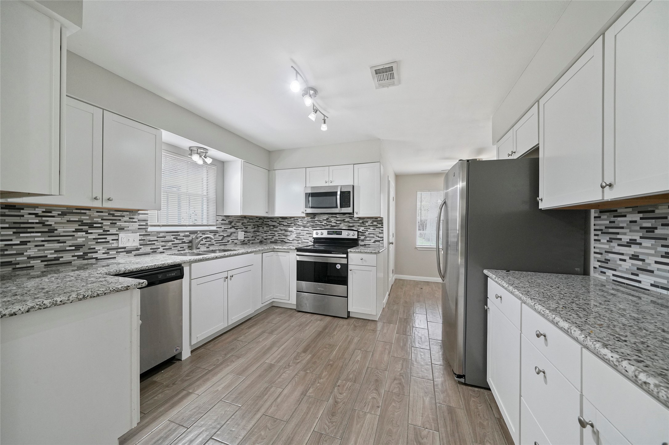 643 Ames Street Property Photo 1