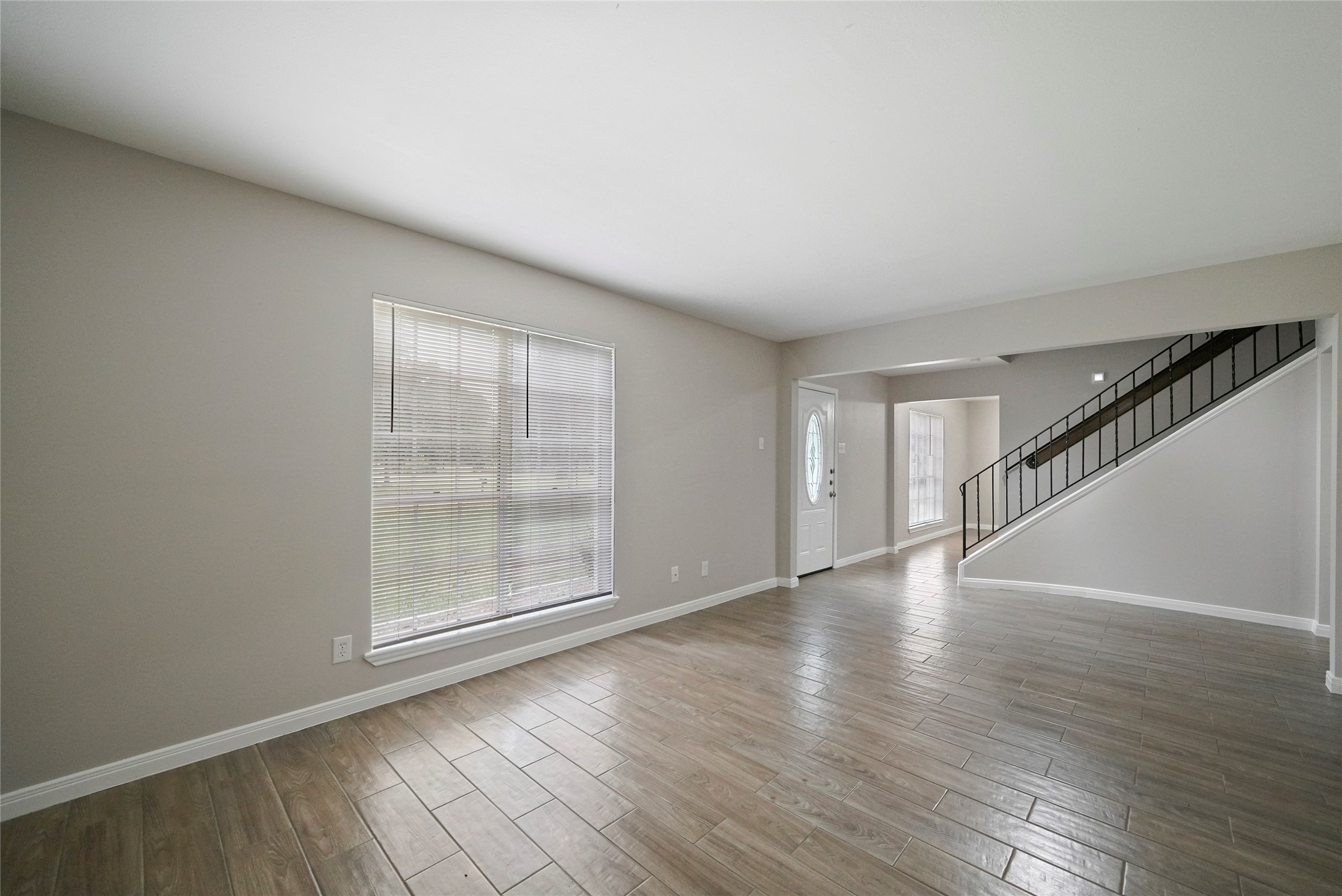 643 Ames Street Property Photo 7