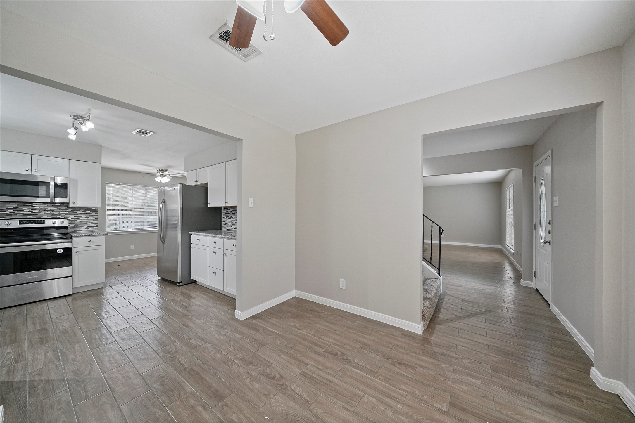 643 Ames Street Property Photo 9