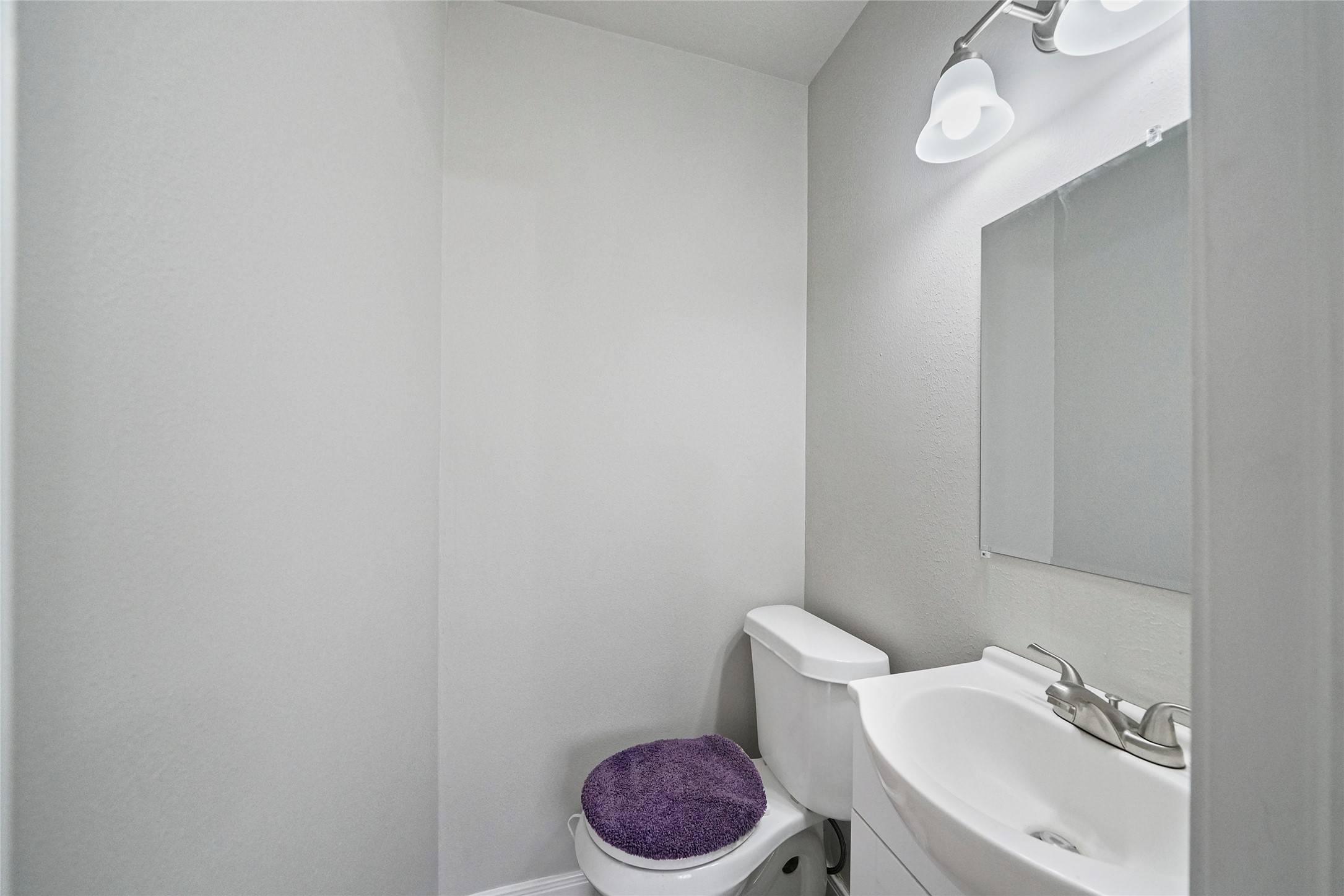 643 Ames Street Property Photo 16