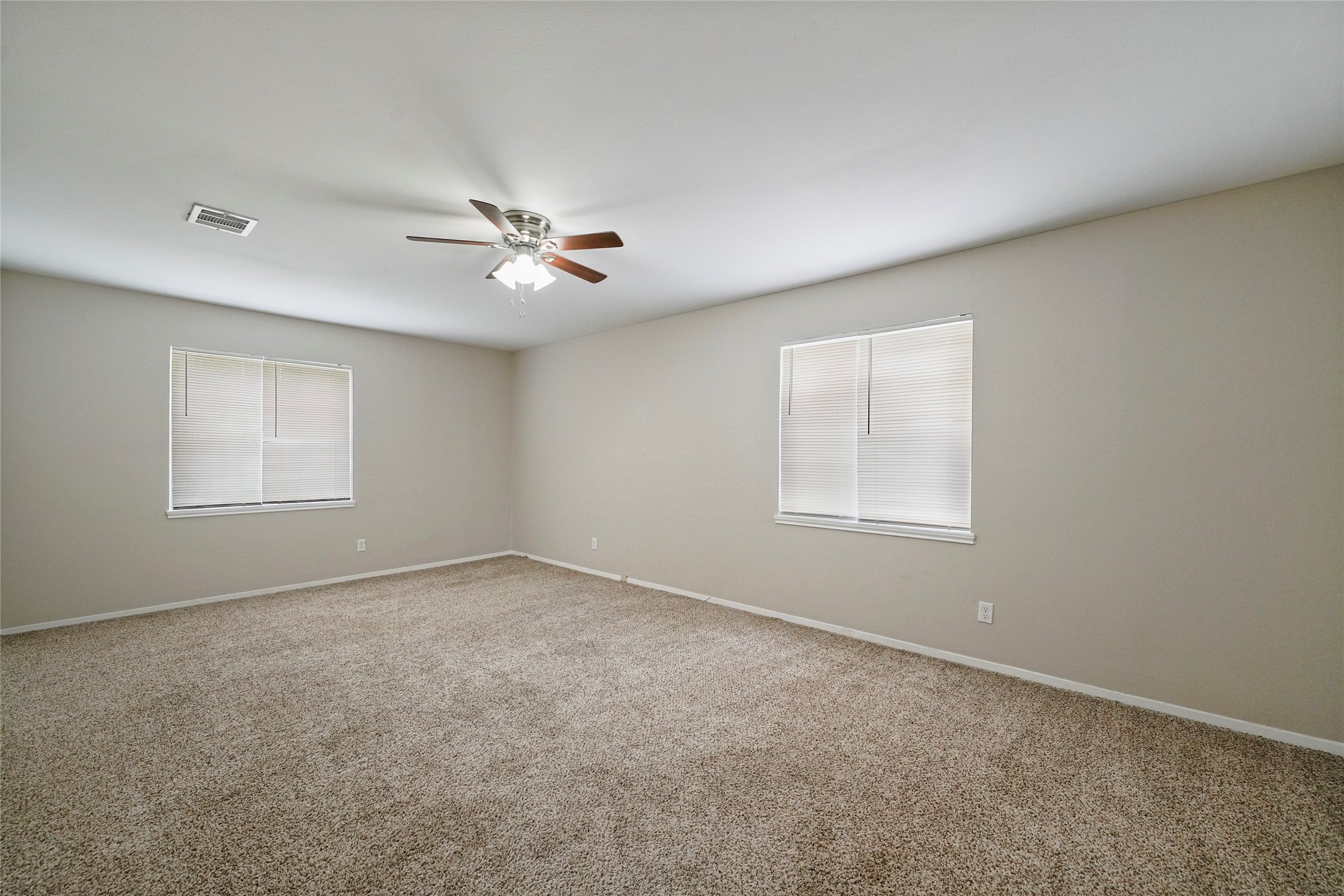 643 Ames Street Property Photo 21
