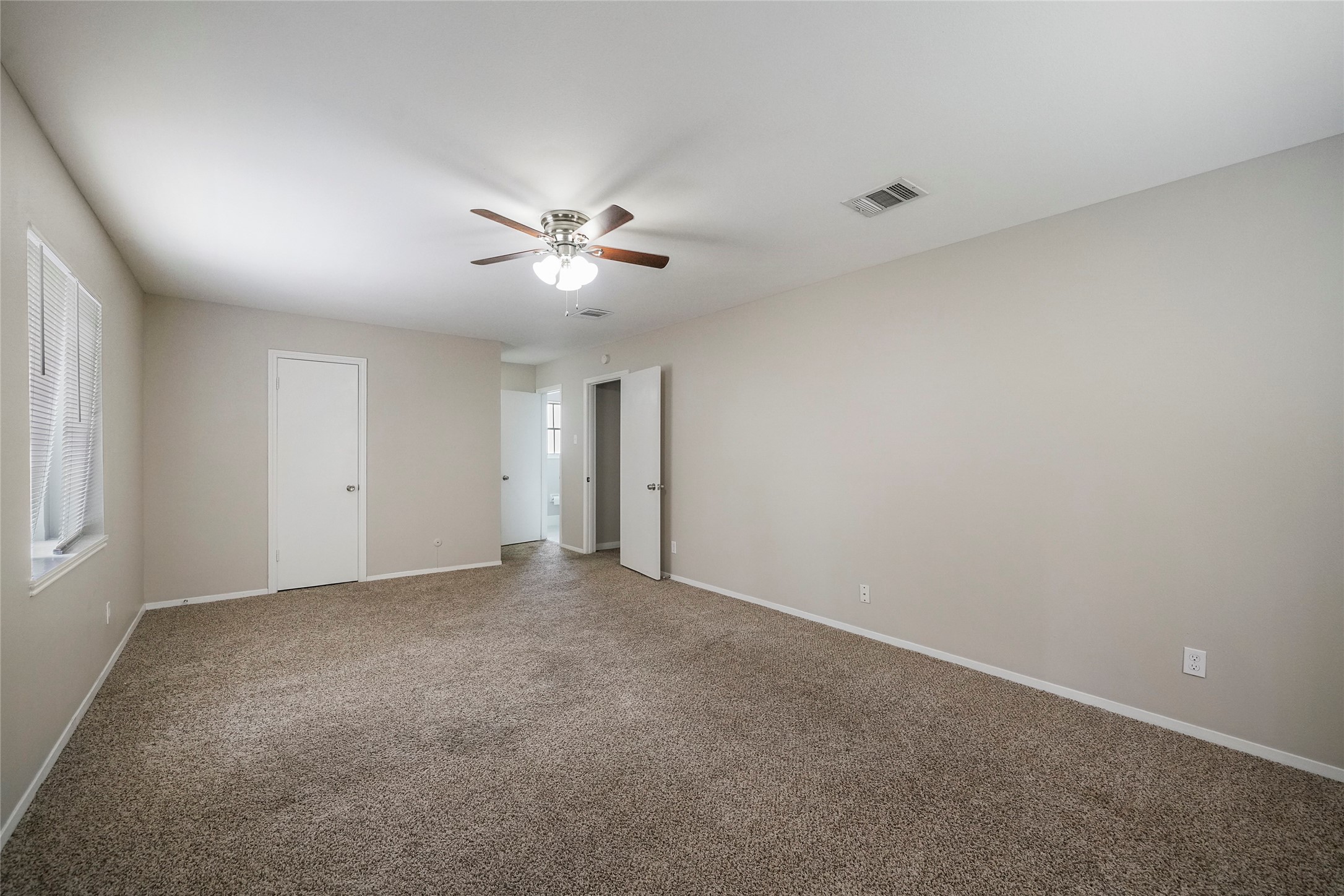 643 Ames Street Property Photo 22