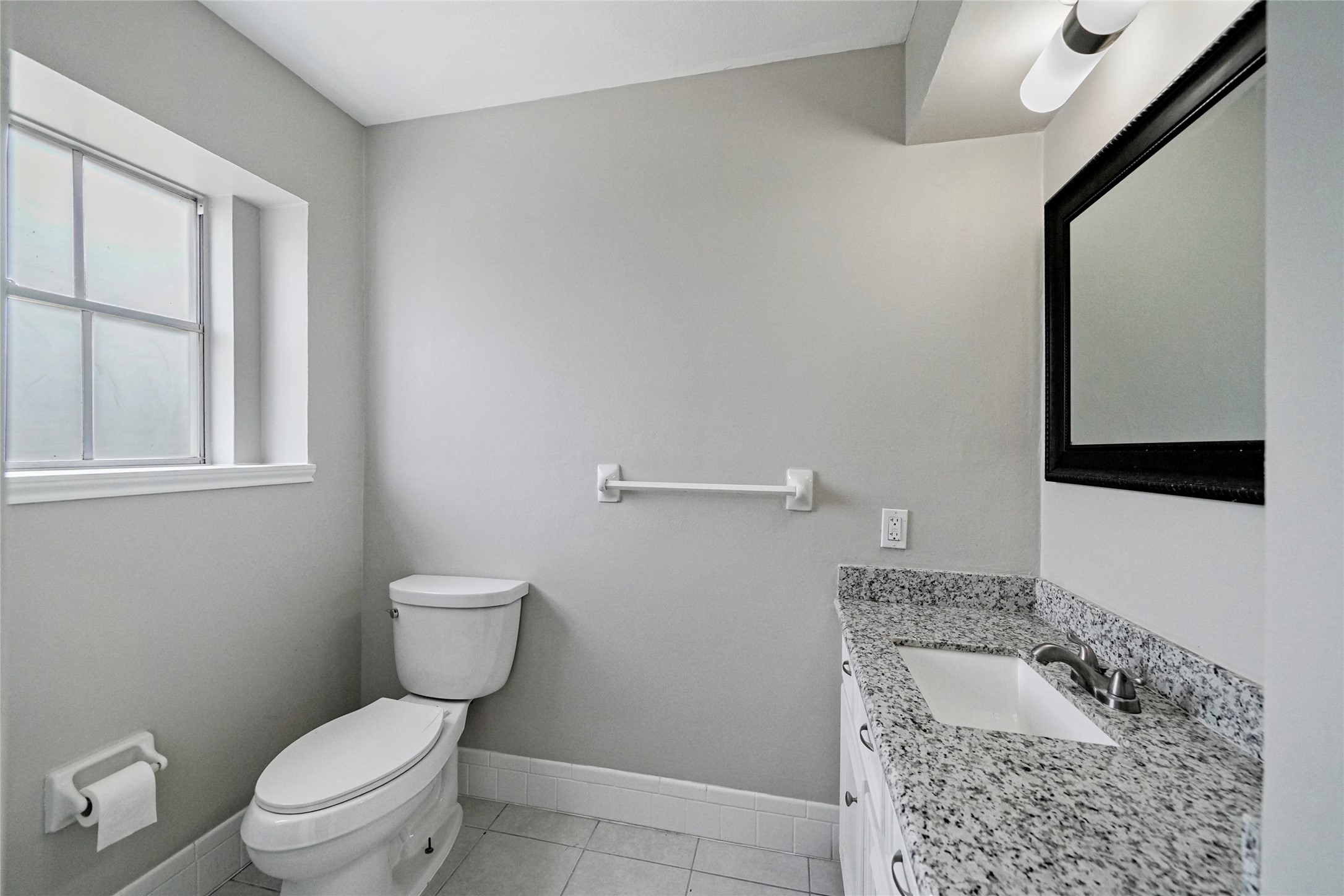 643 Ames Street Property Photo 24