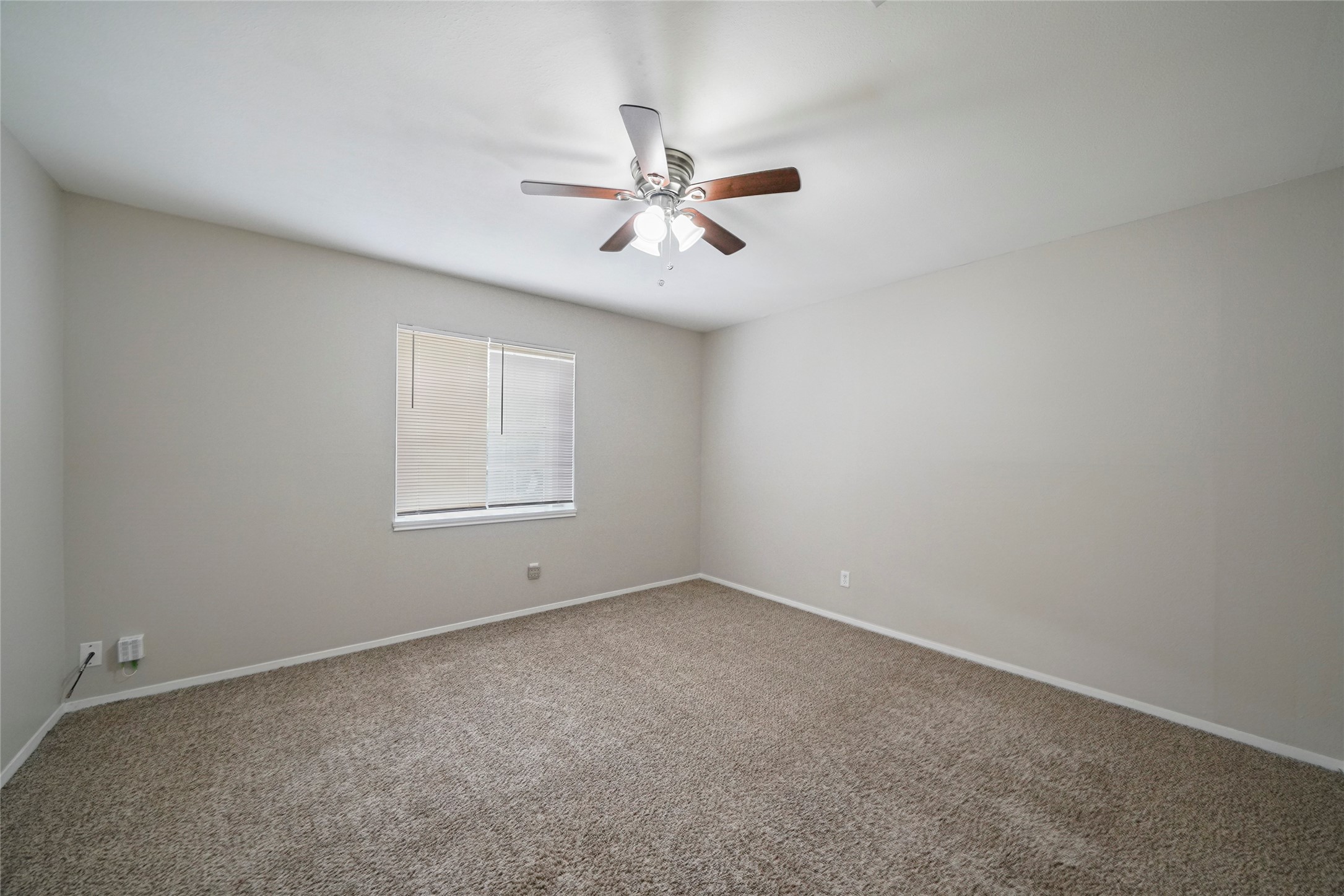 643 Ames Street Property Photo 30