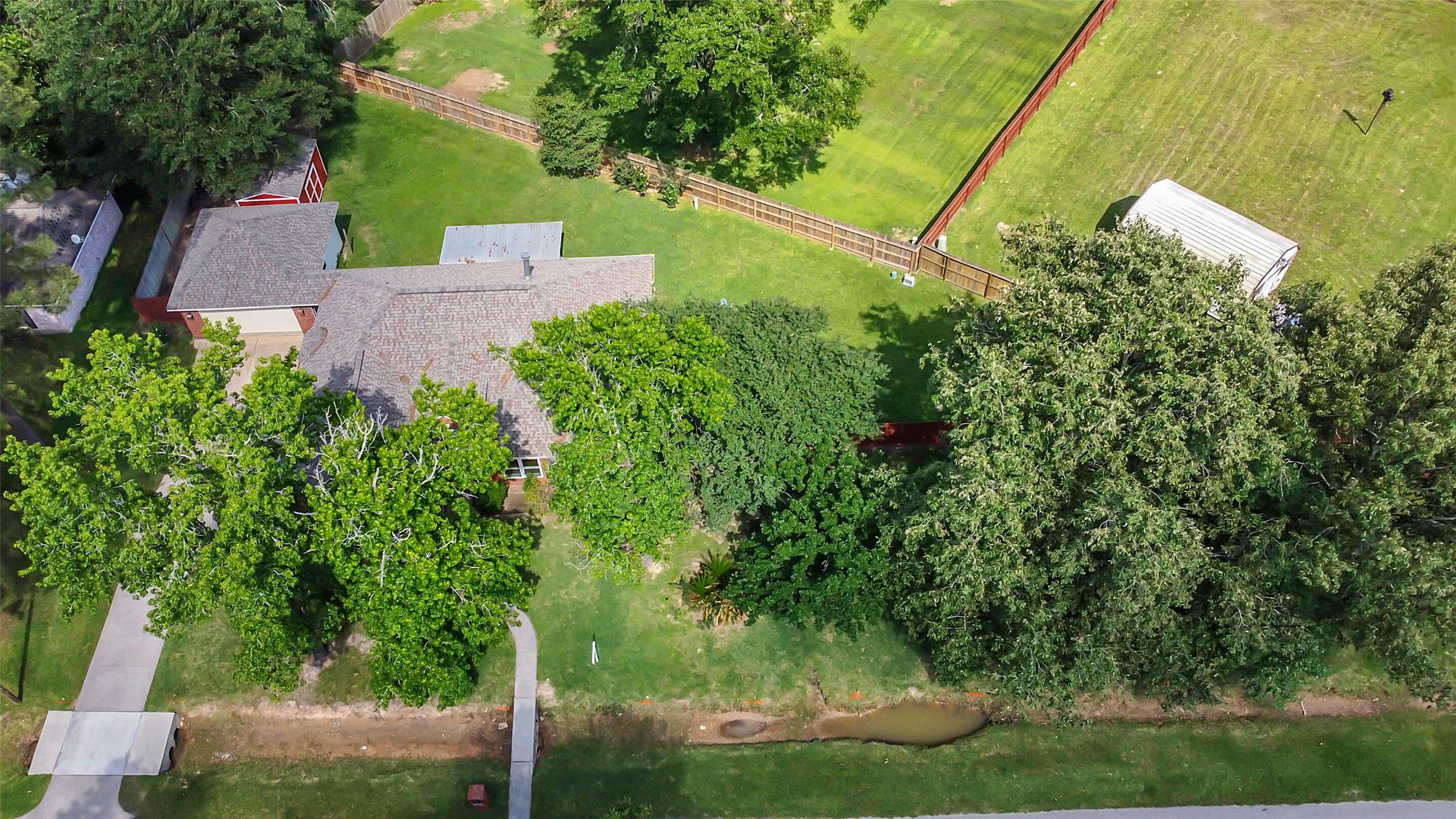 406 Caesars Circle Property Photo 2