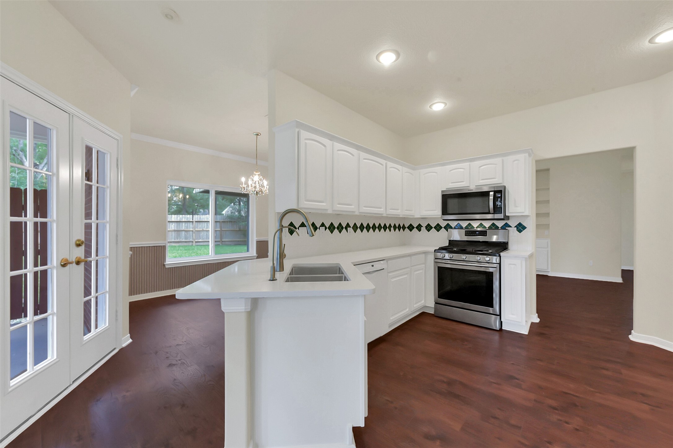 406 Caesars Circle Property Photo 14