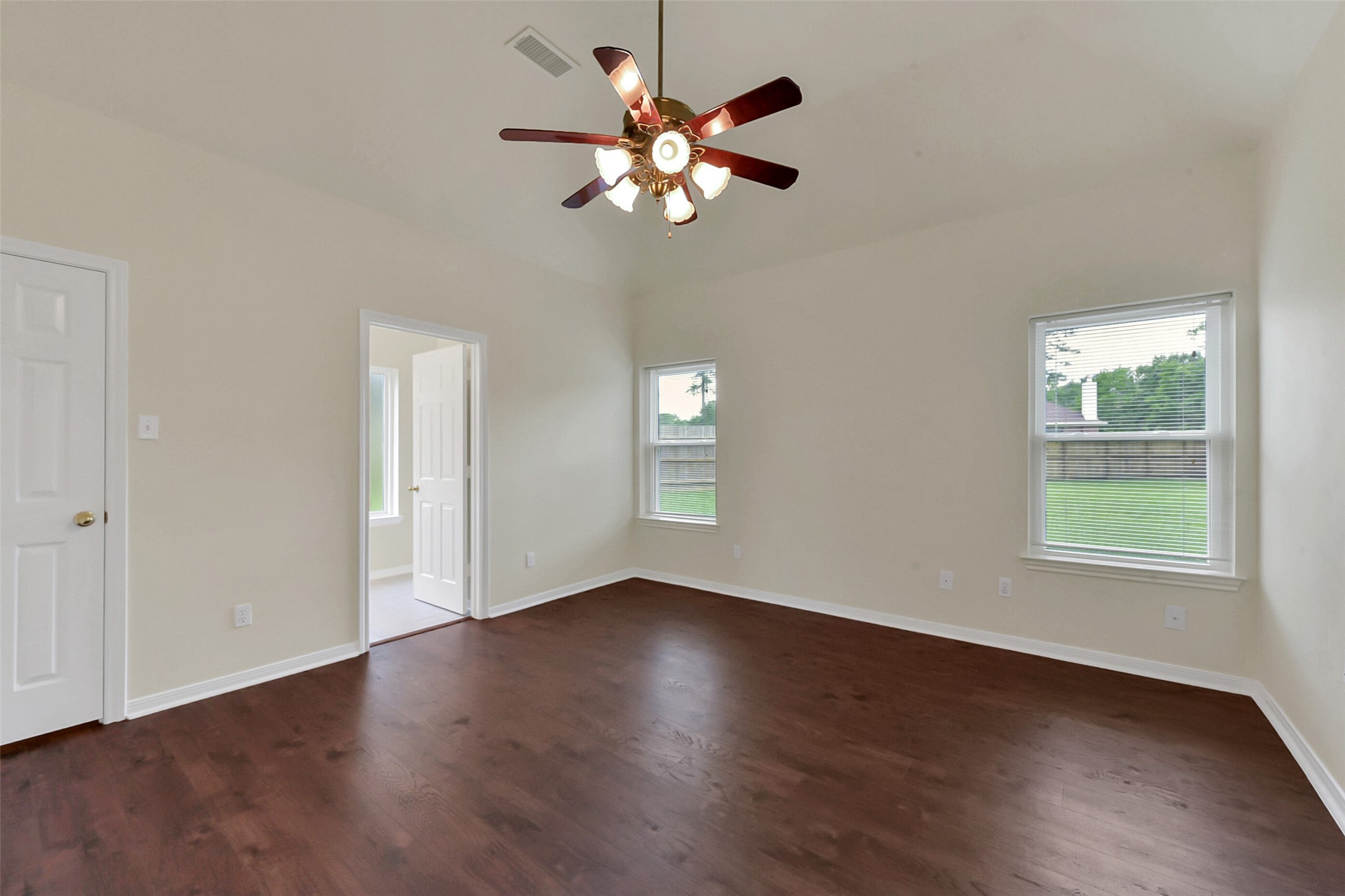 406 Caesars Circle Property Photo 23