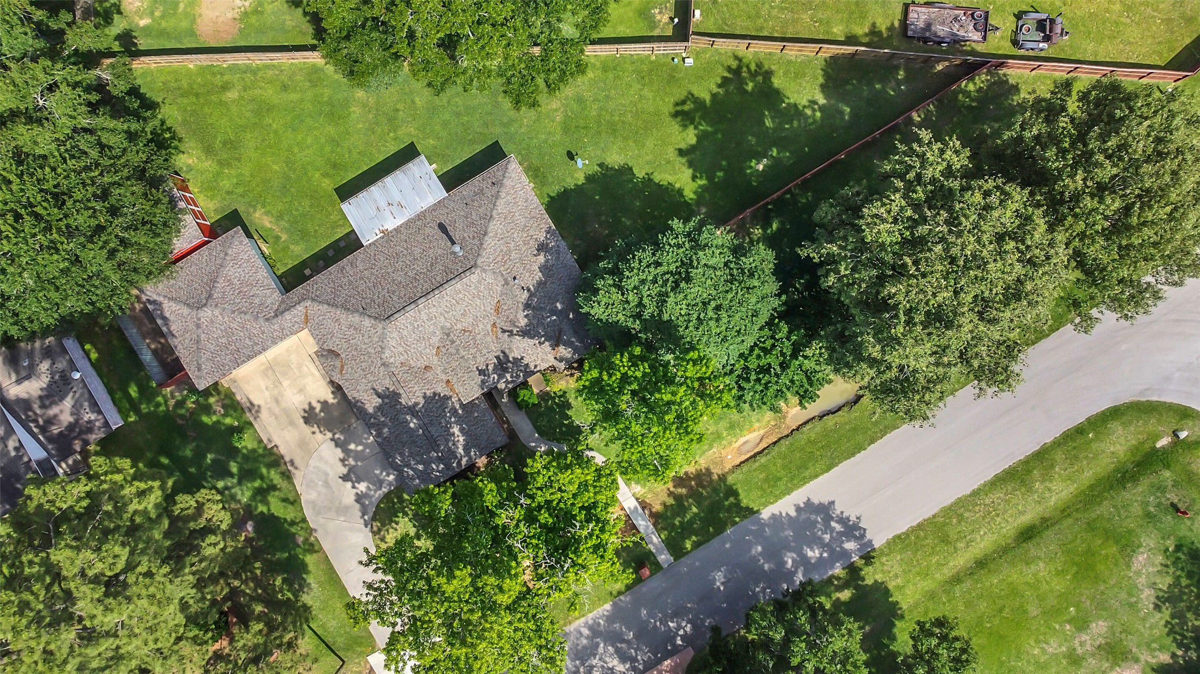 406 Caesars Circle Property Photo 41