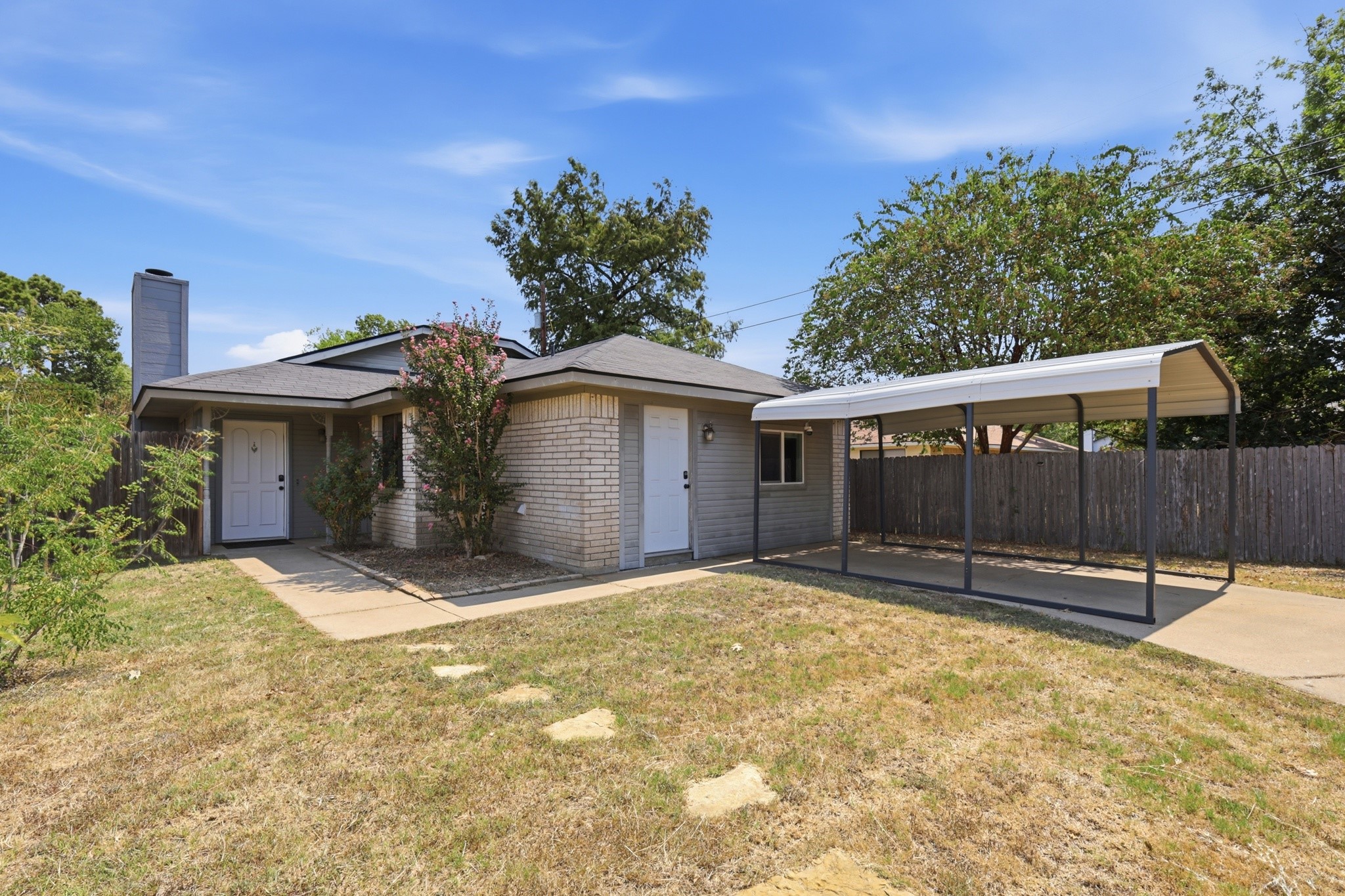 3113 Larkspur Circle Property Photo 1