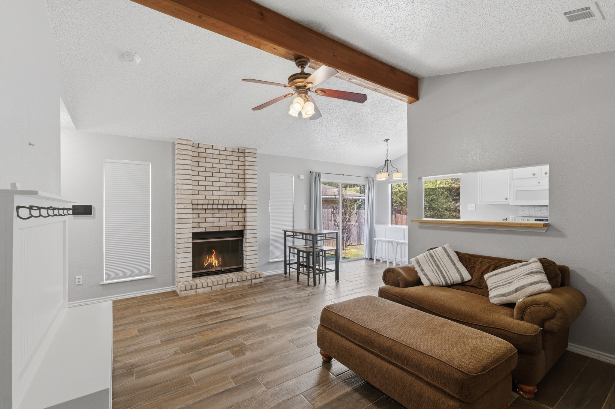 3113 Larkspur Circle Property Photo 4