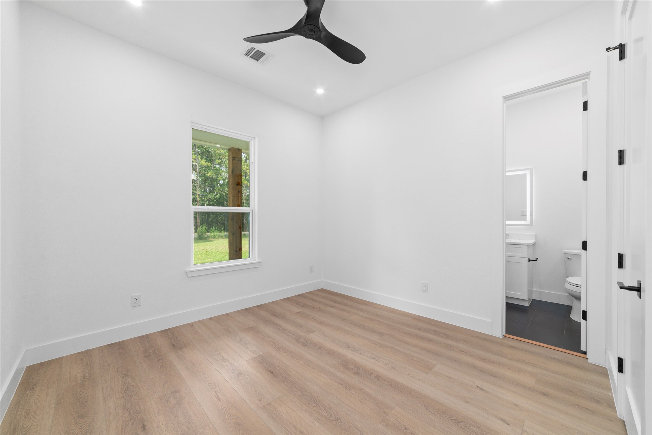 17039 E Hollyhill Dr Property Photo 28