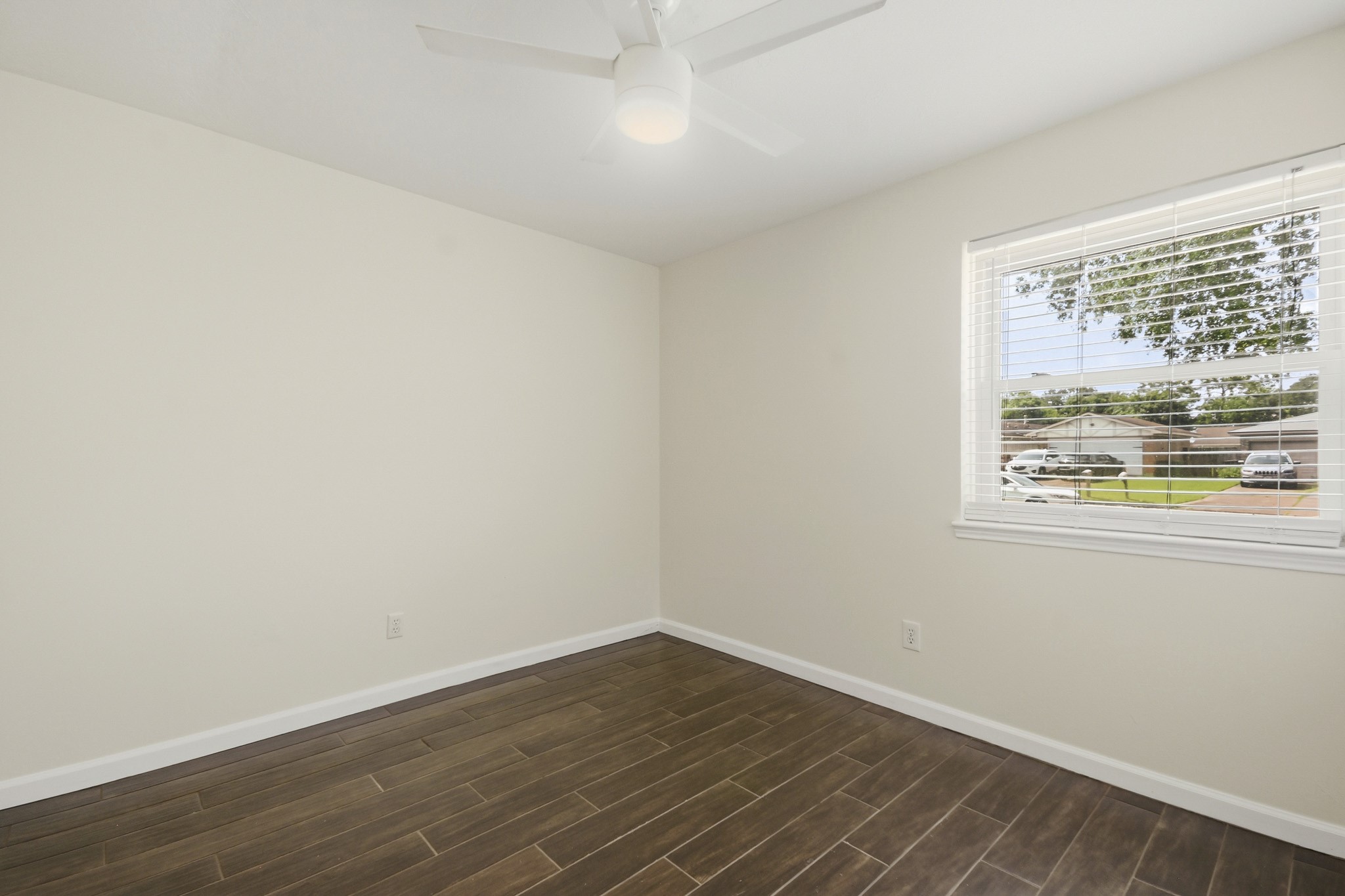 830 Seacliff Drive Property Photo 11