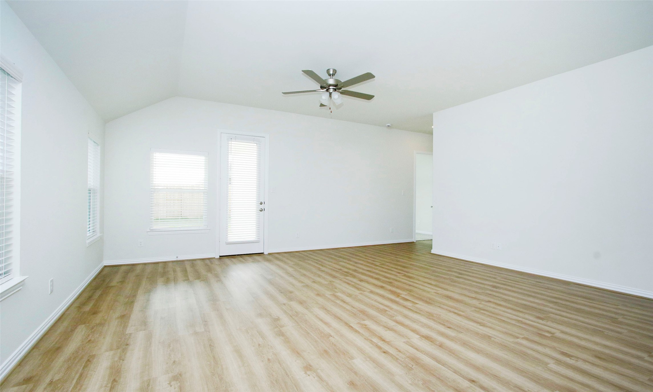 32307 Magnolia Glen Lane Property Photo 15