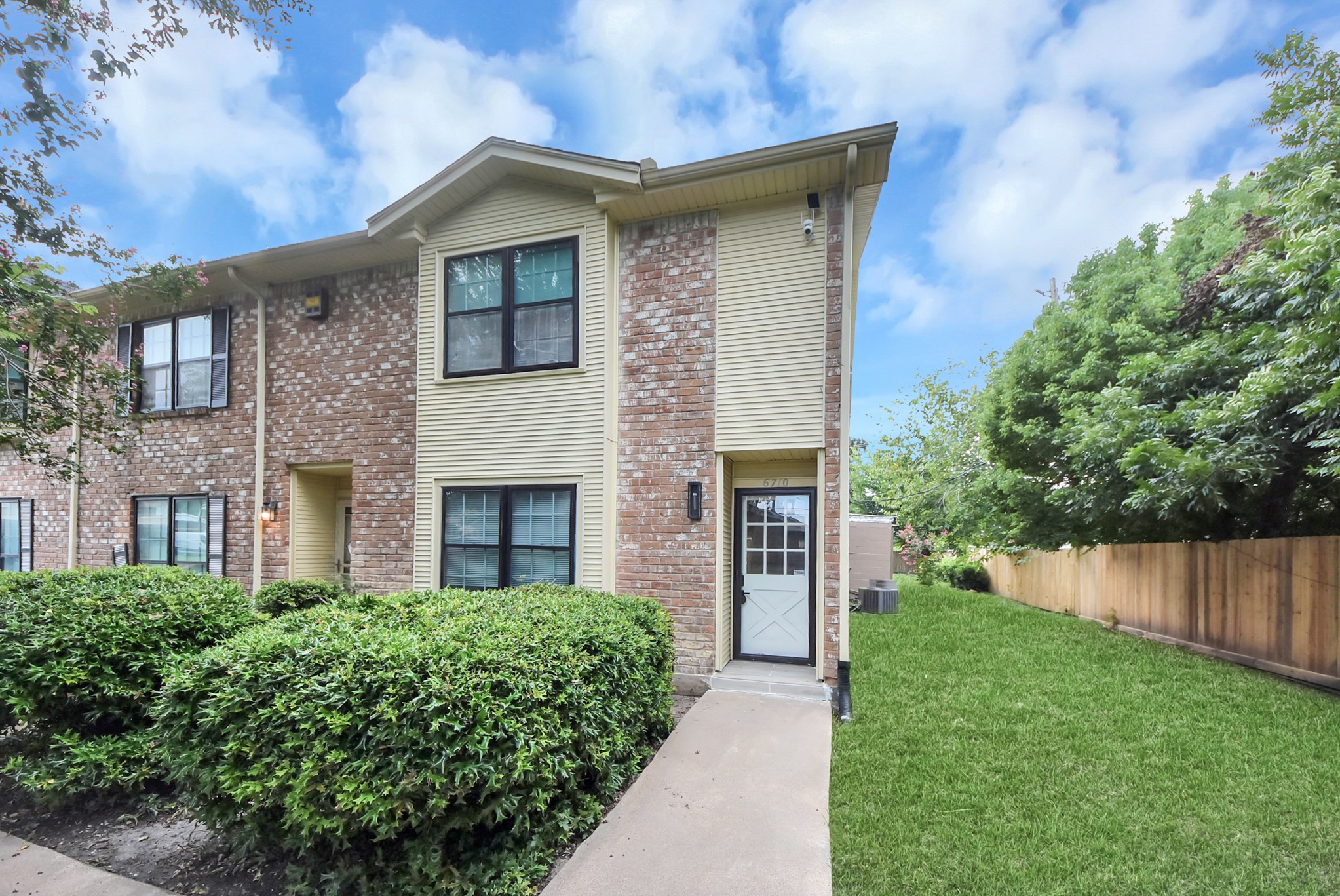 6710 Biggs Court Property Photo 6