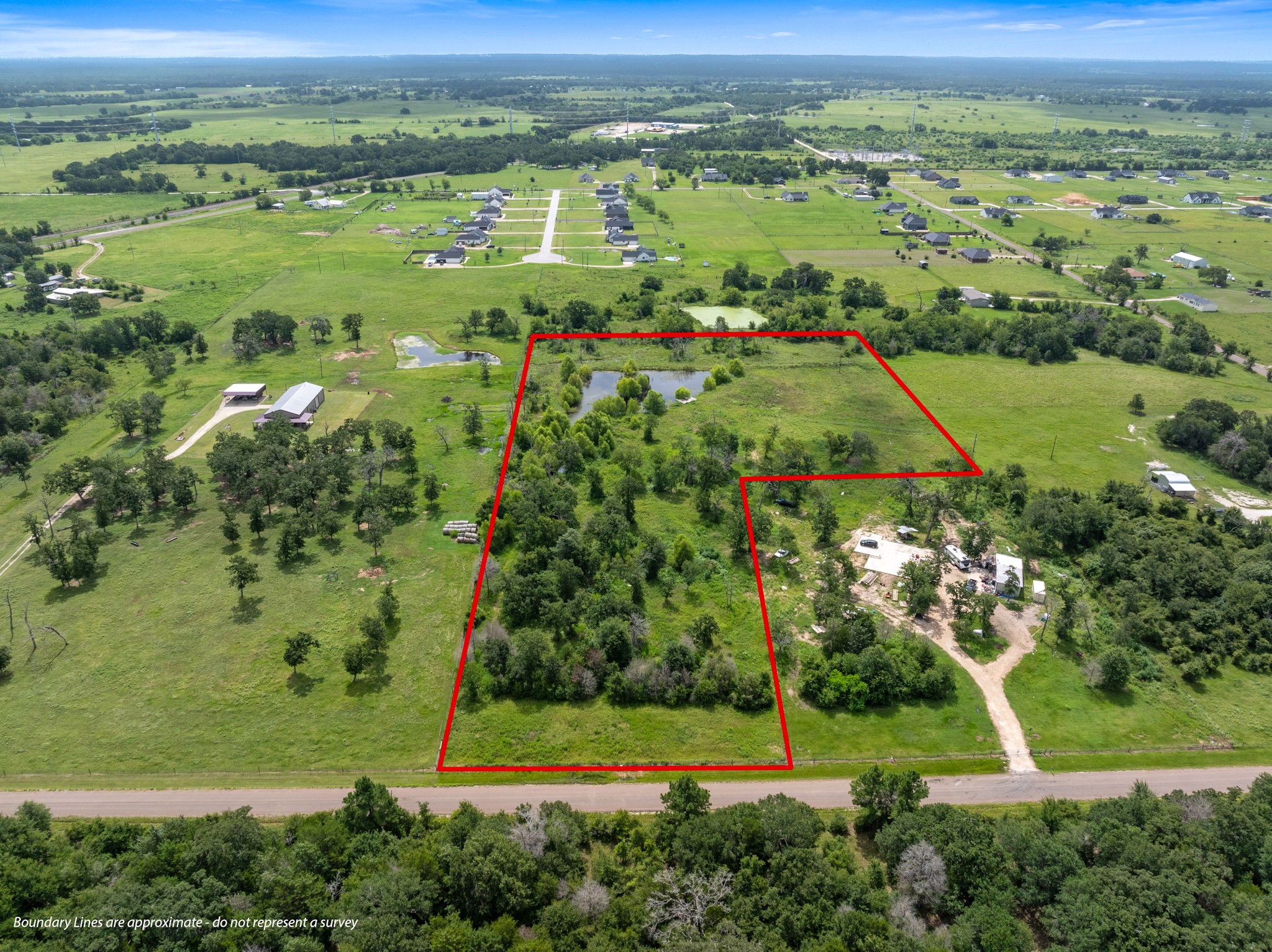 4654 County Road 168, 8 Acres Property Photo 7