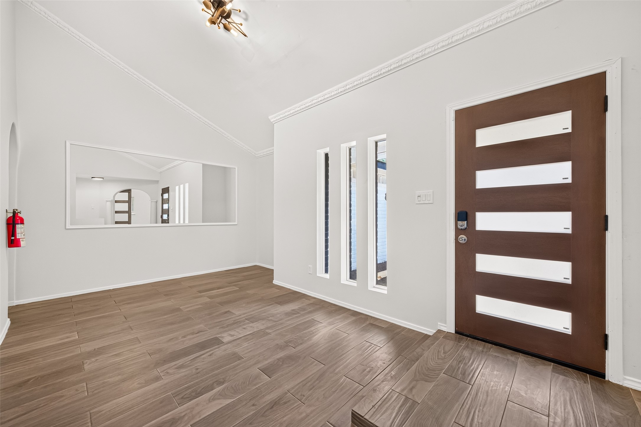 1002 Kenforest Drive Property Photo 14