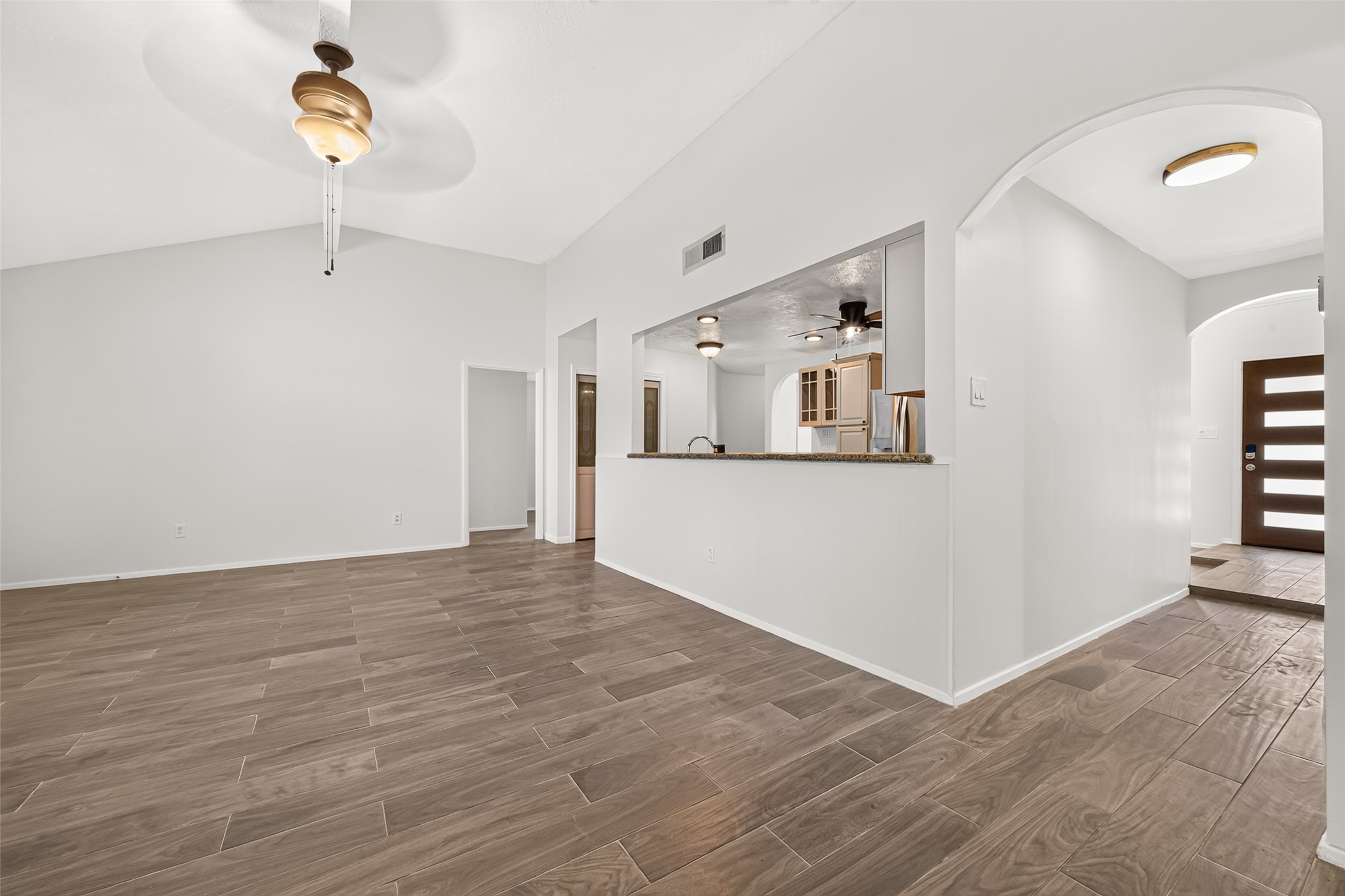 1002 Kenforest Drive Property Photo 19