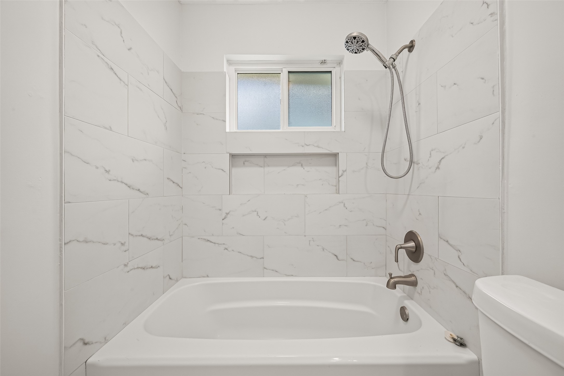 1002 Kenforest Drive Property Photo 34
