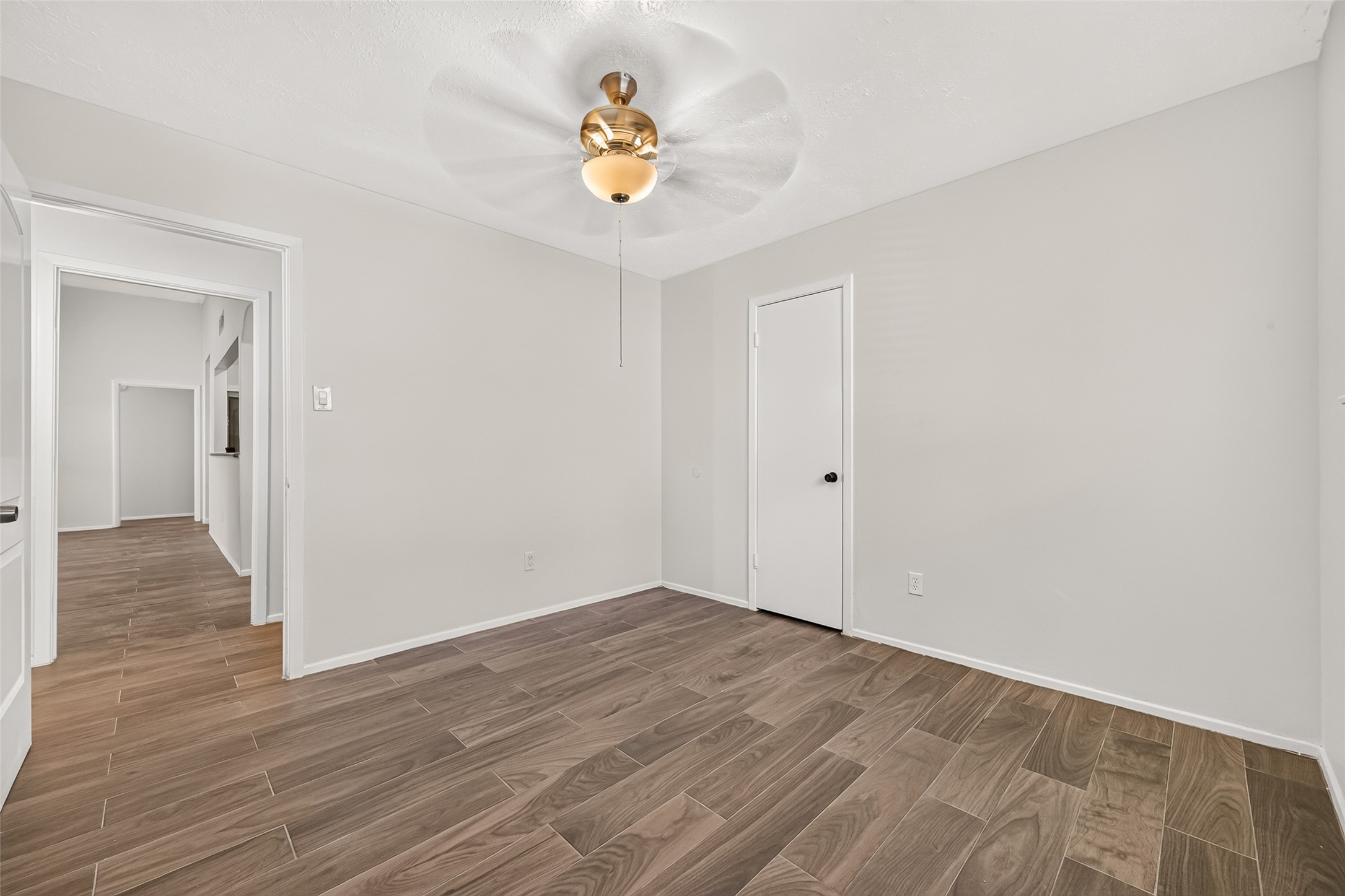 1002 Kenforest Drive Property Photo 42
