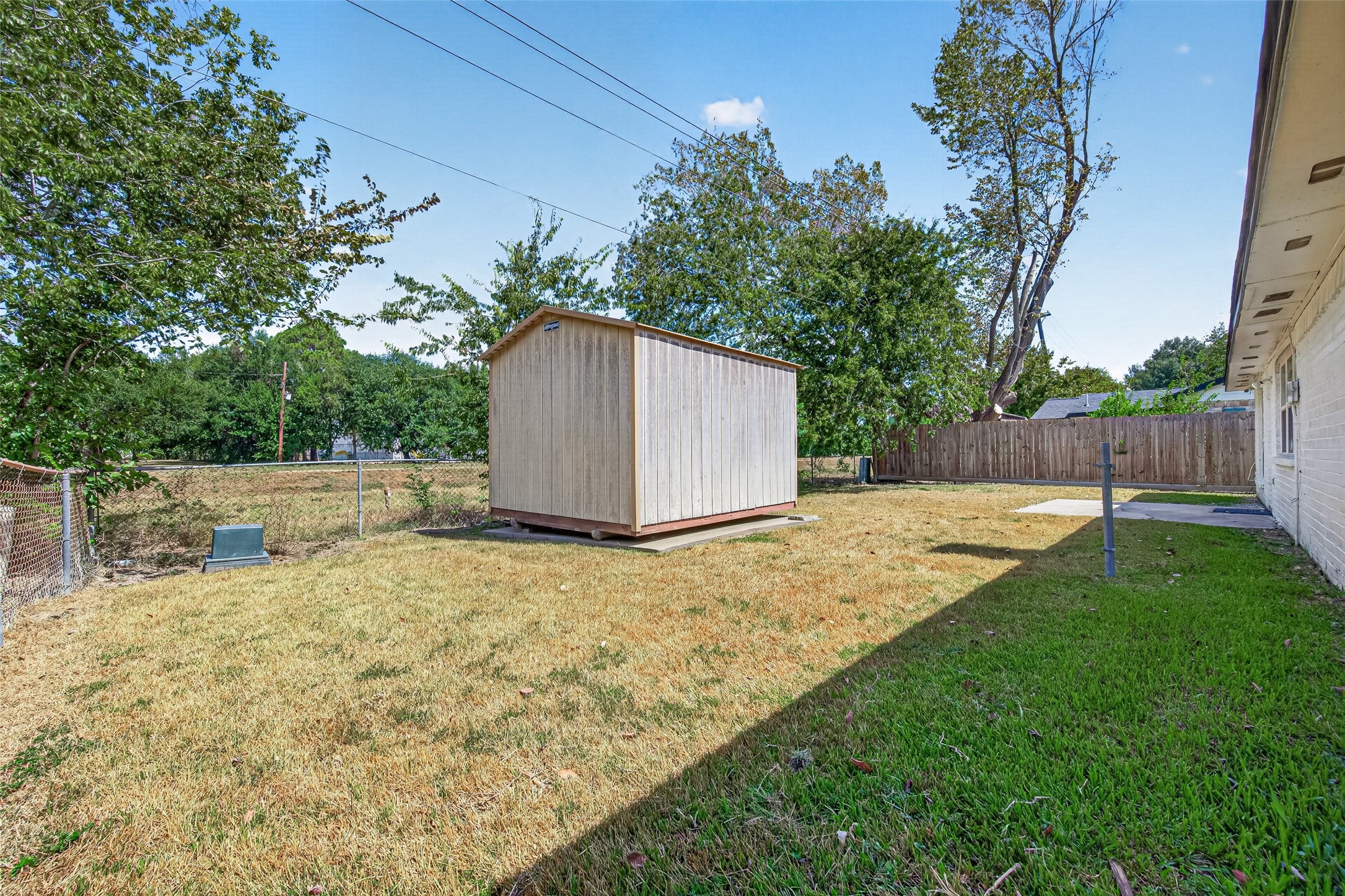 1002 Kenforest Drive Property Photo 46