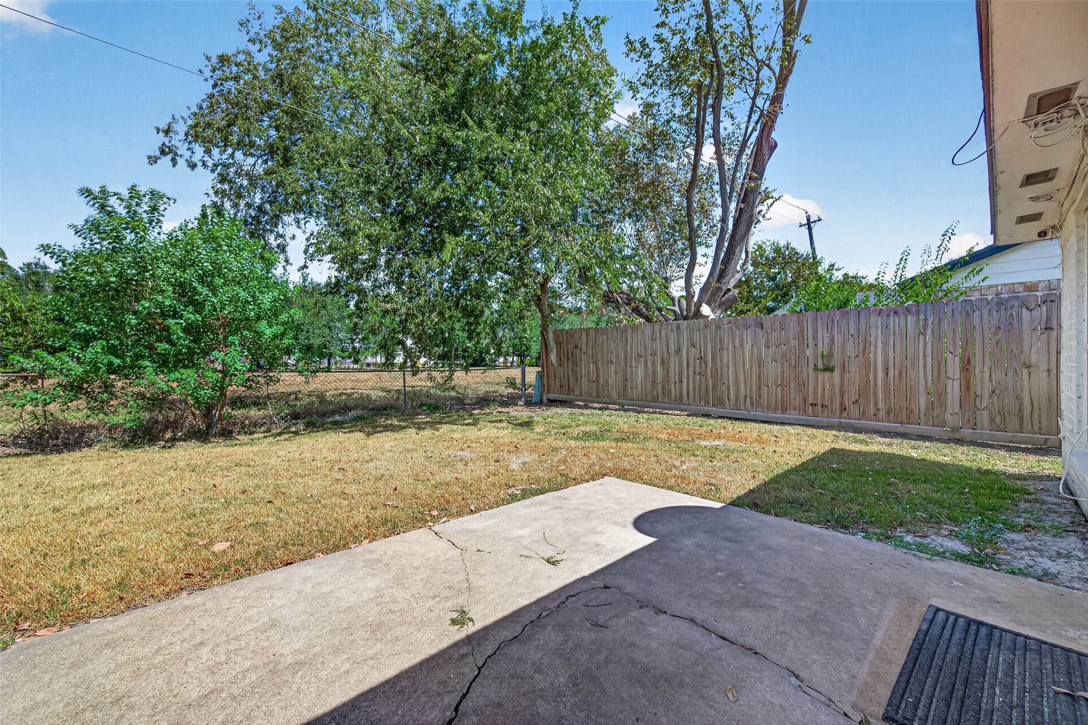 1002 Kenforest Drive Property Photo 47