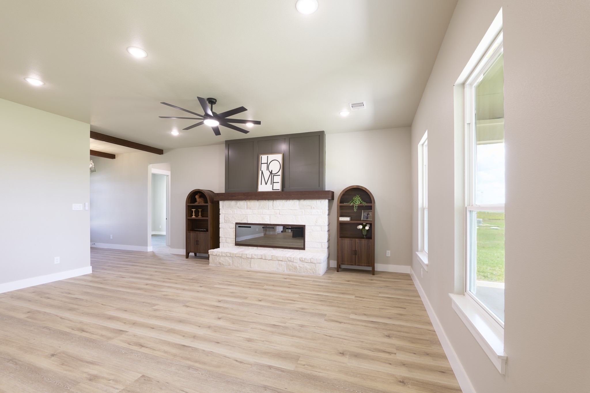 565 Longhorn Trail Property Photo 12