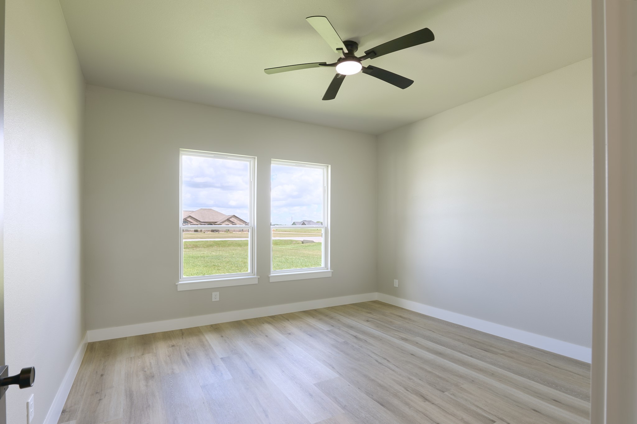565 Longhorn Trail Property Photo 26
