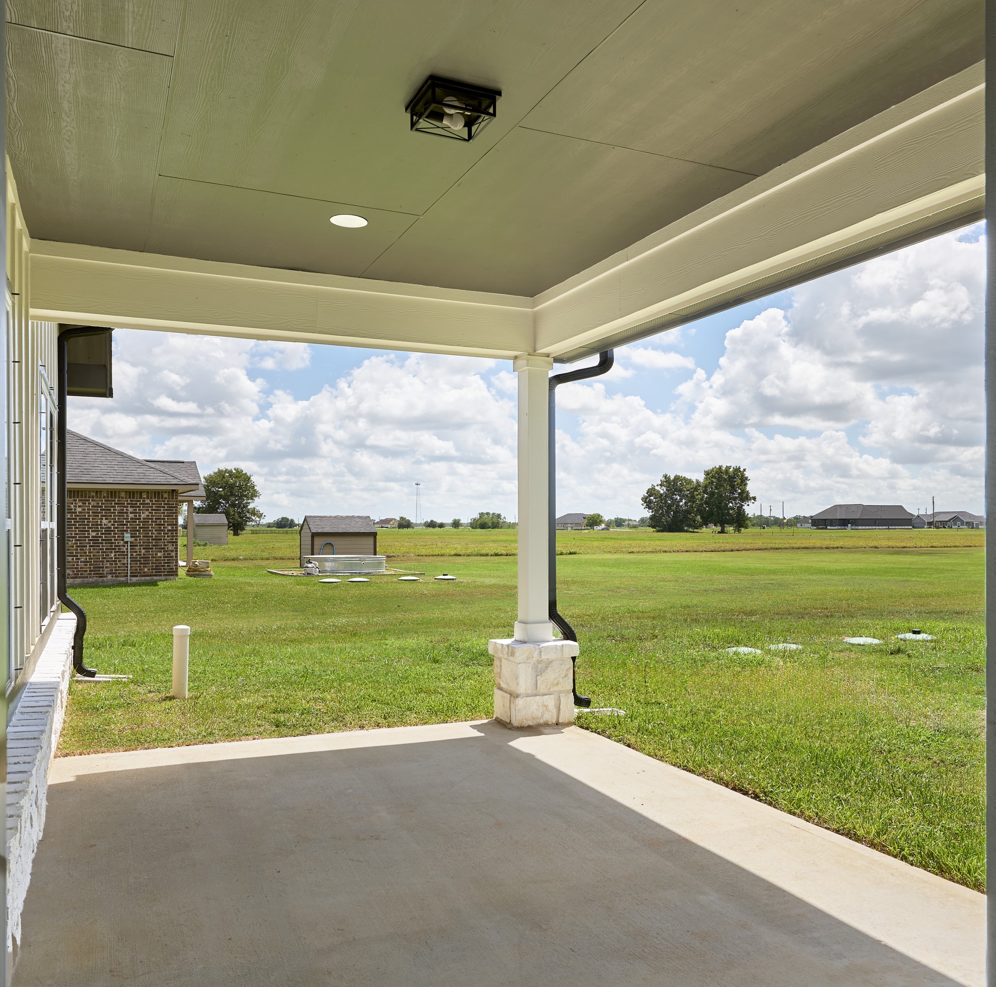 565 Longhorn Trail Property Photo 32