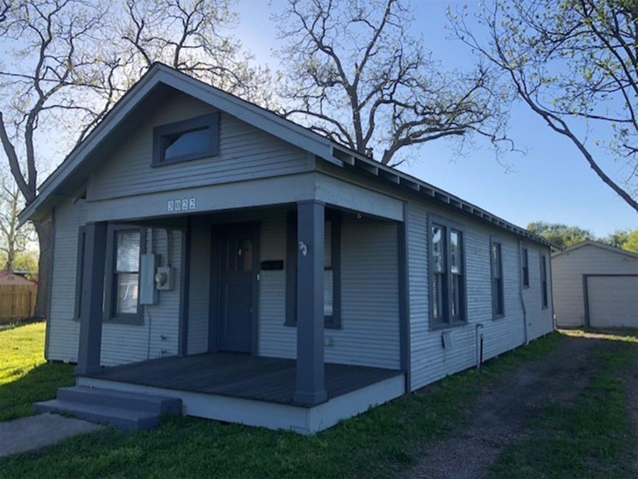 3022 School Street Property Photo 4