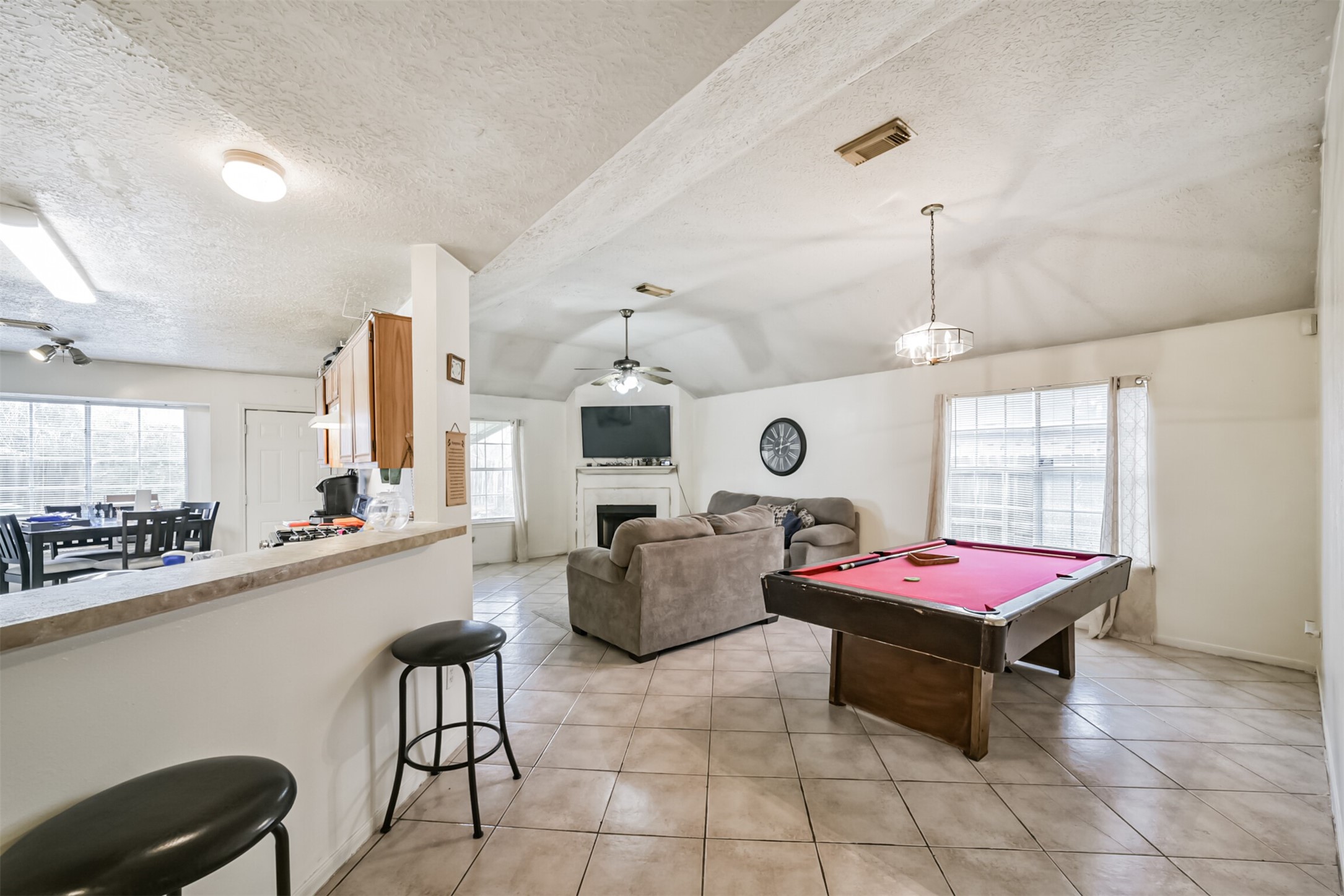 7644 Chasecreek Drive Property Photo 4