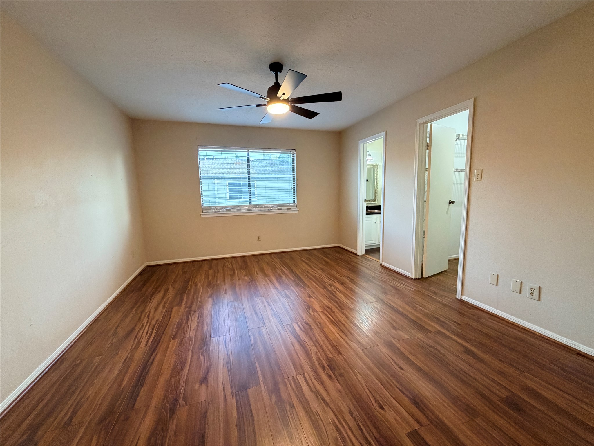 2379 Briarwest Boulevard 93 Property Photo 16