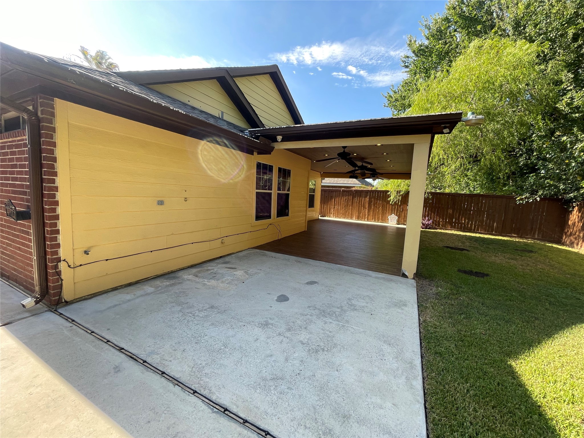 9715 Raul Hector Drive Property Photo 21