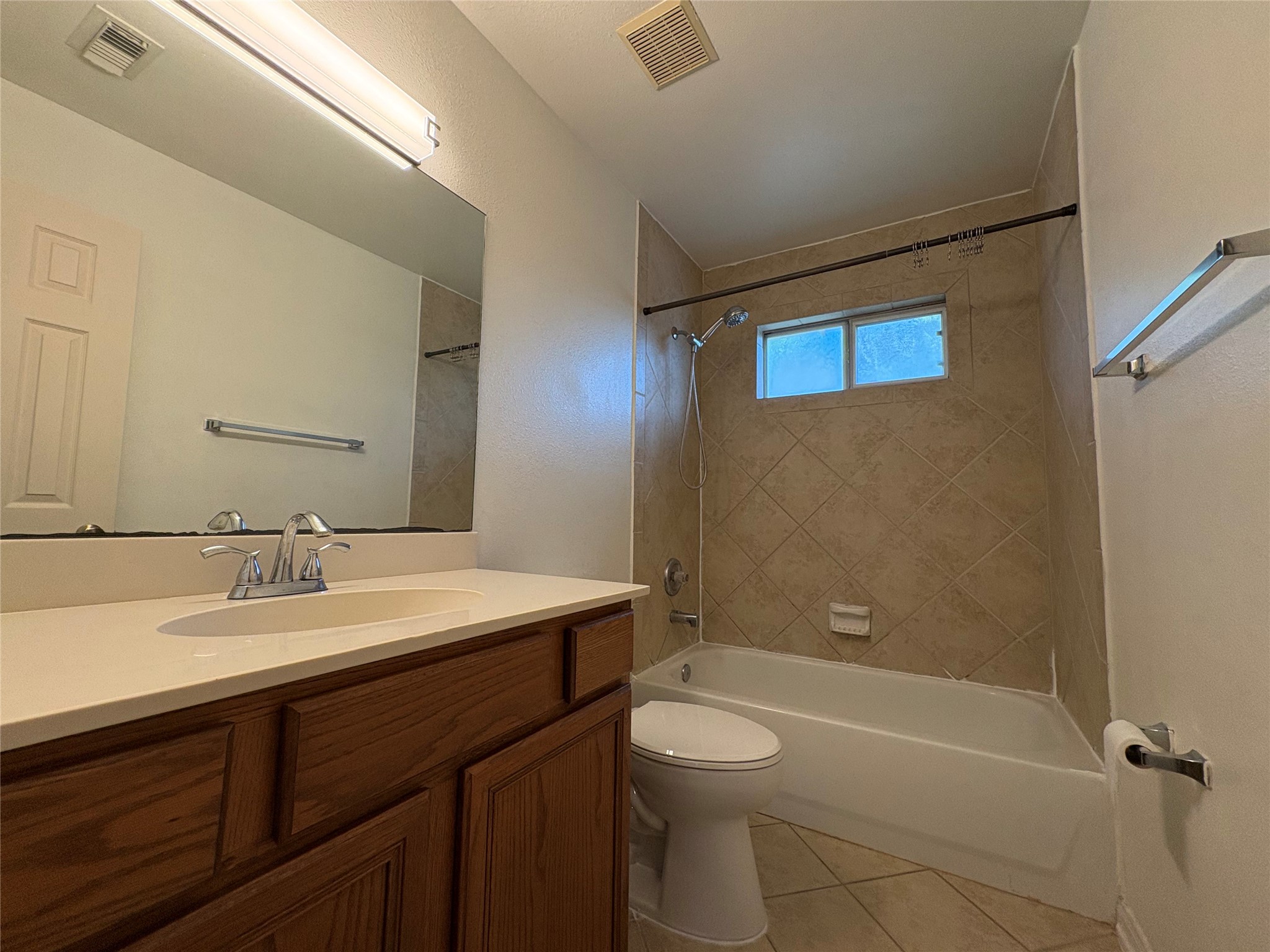2241 Naomi Street Property Photo 15