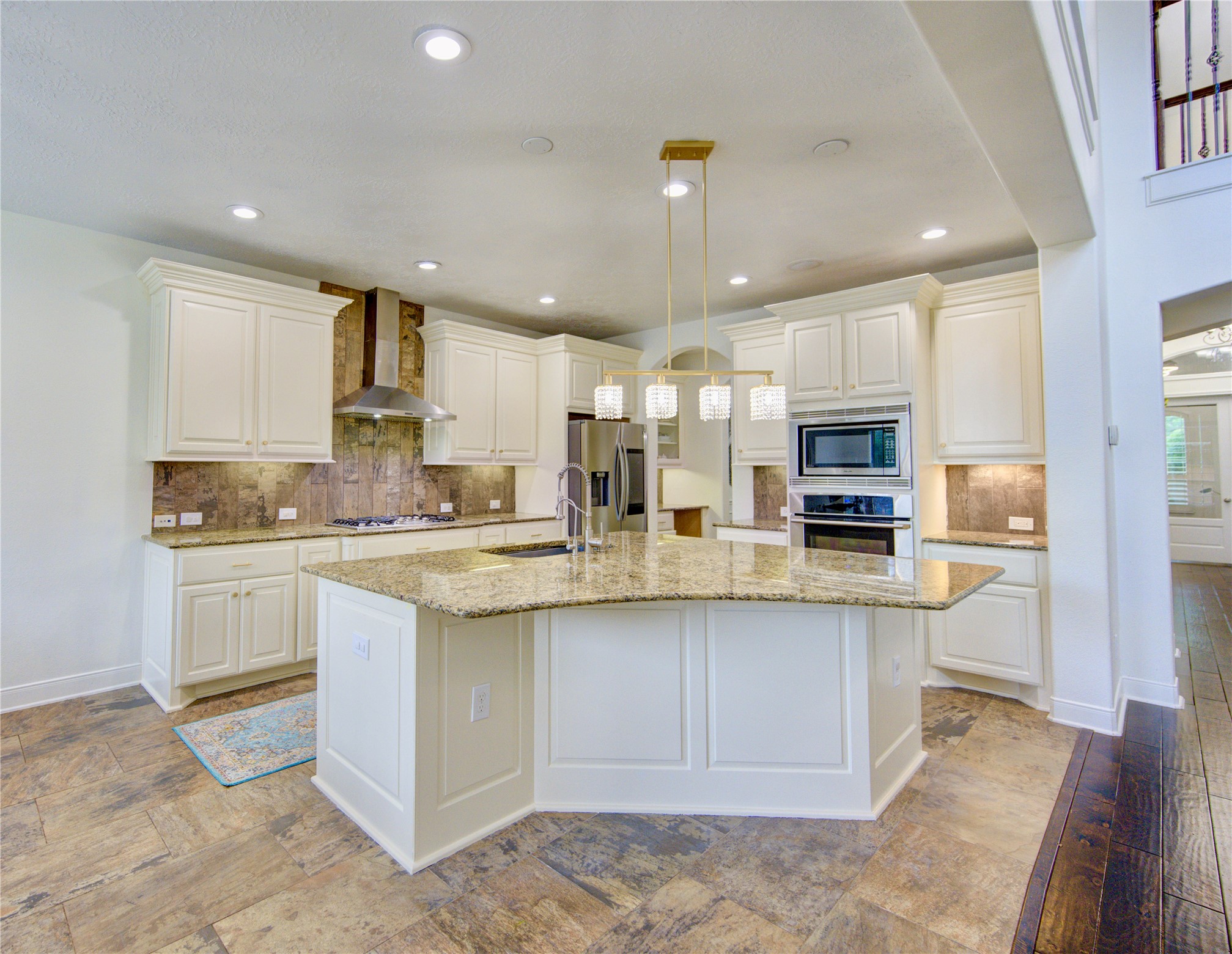 10702 Claythorne Court Property Photo 17