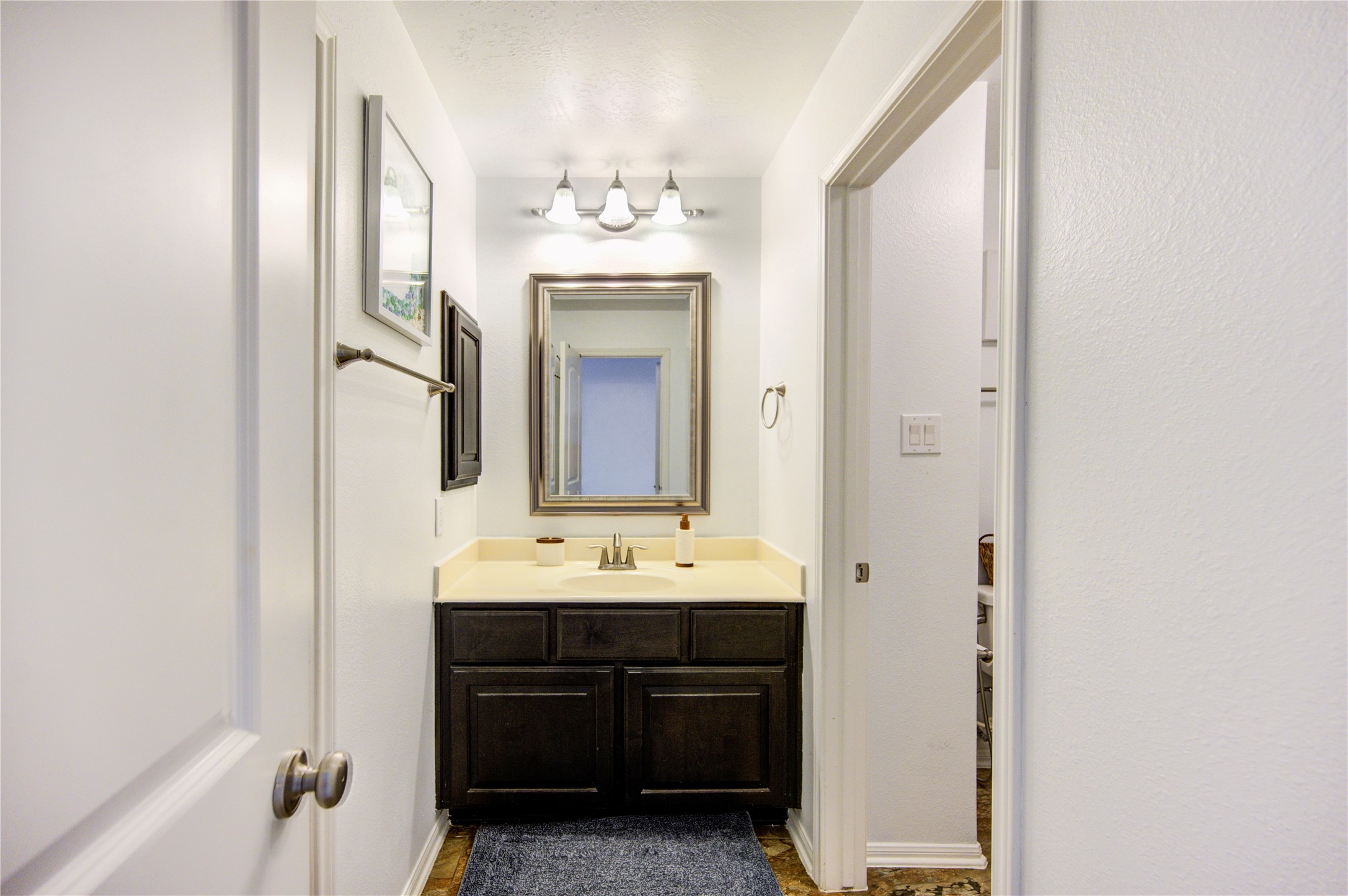 10702 Claythorne Court Property Photo 35
