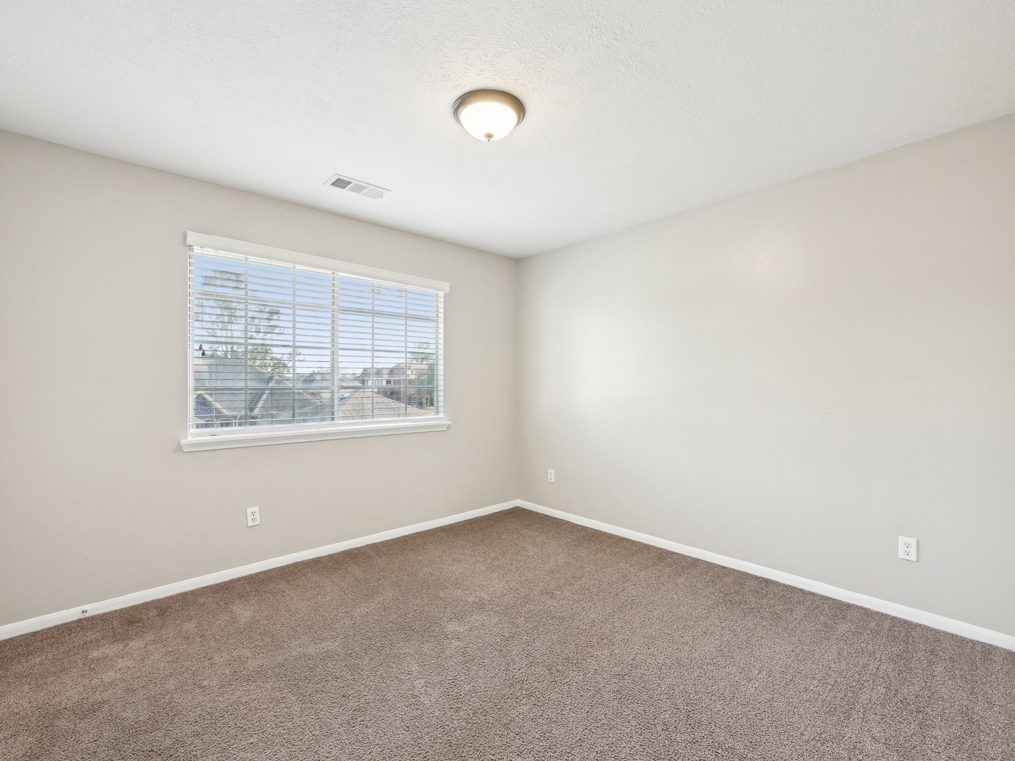 2425 Evergreen Drive Property Photo 26