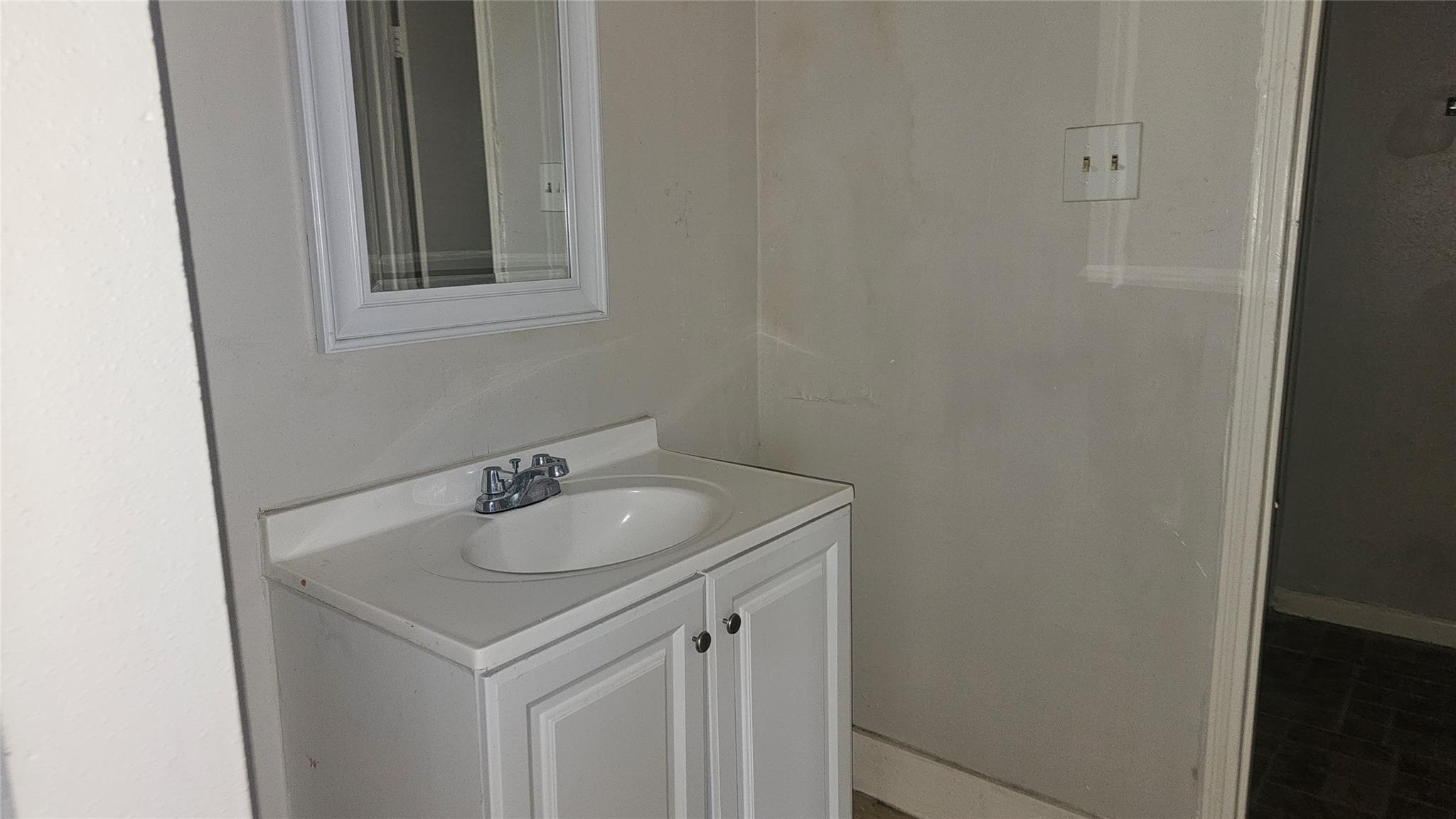 12211 W Village Drive # C, Houston Tx 77039 Property Photo 10