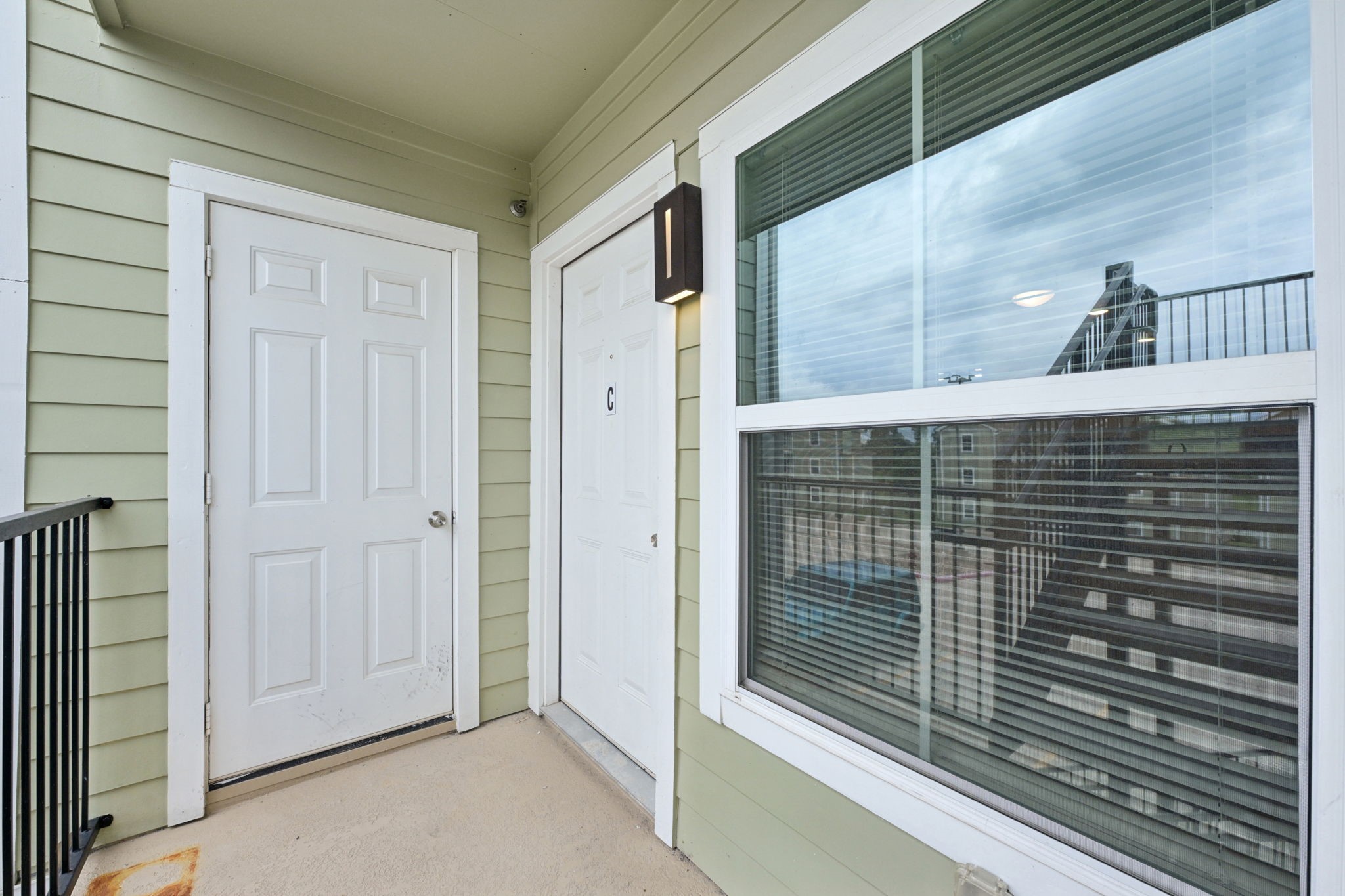 274 Plez Morgan Drive B Property Photo 2