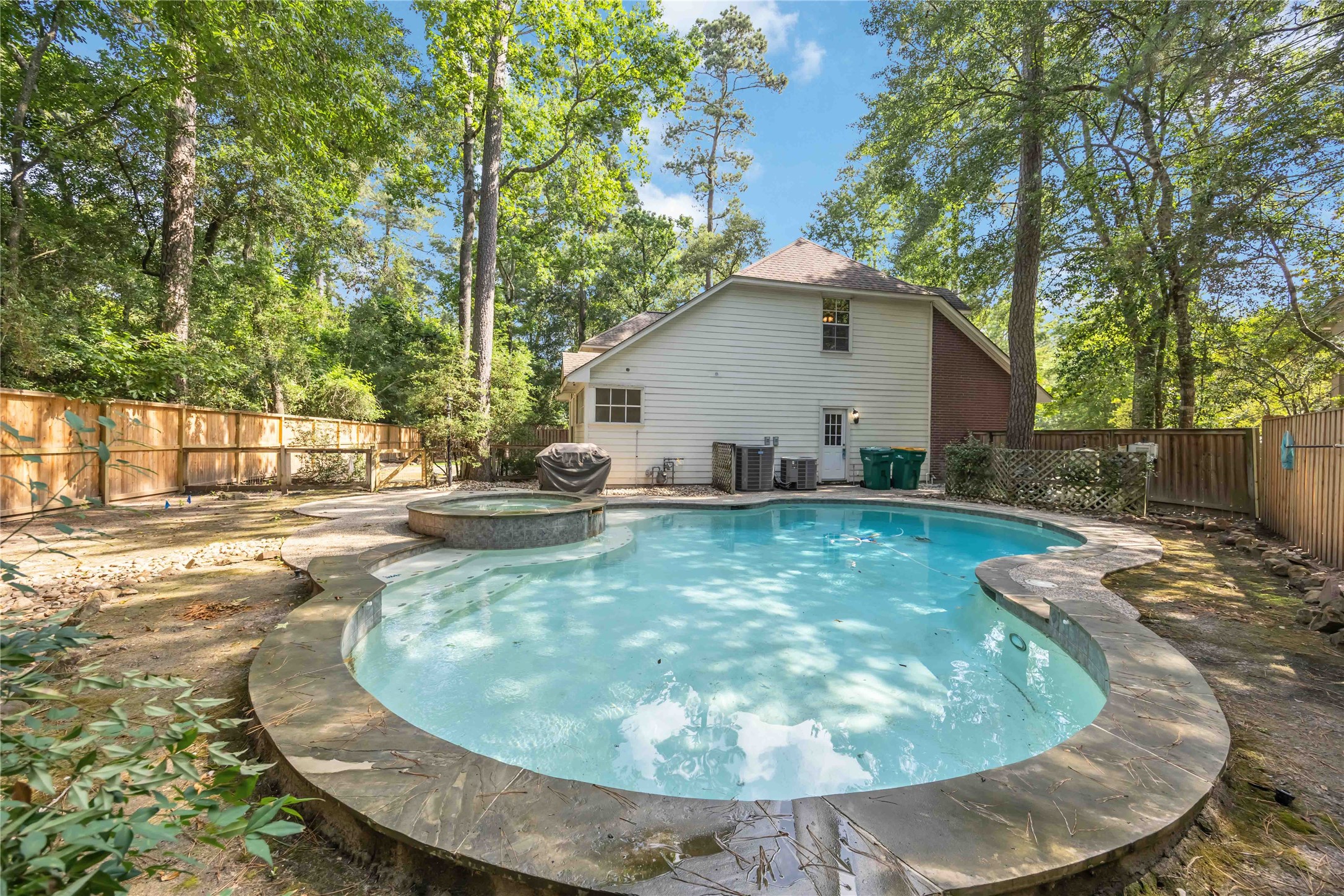 11 Alden Glen Court Property Photo 6