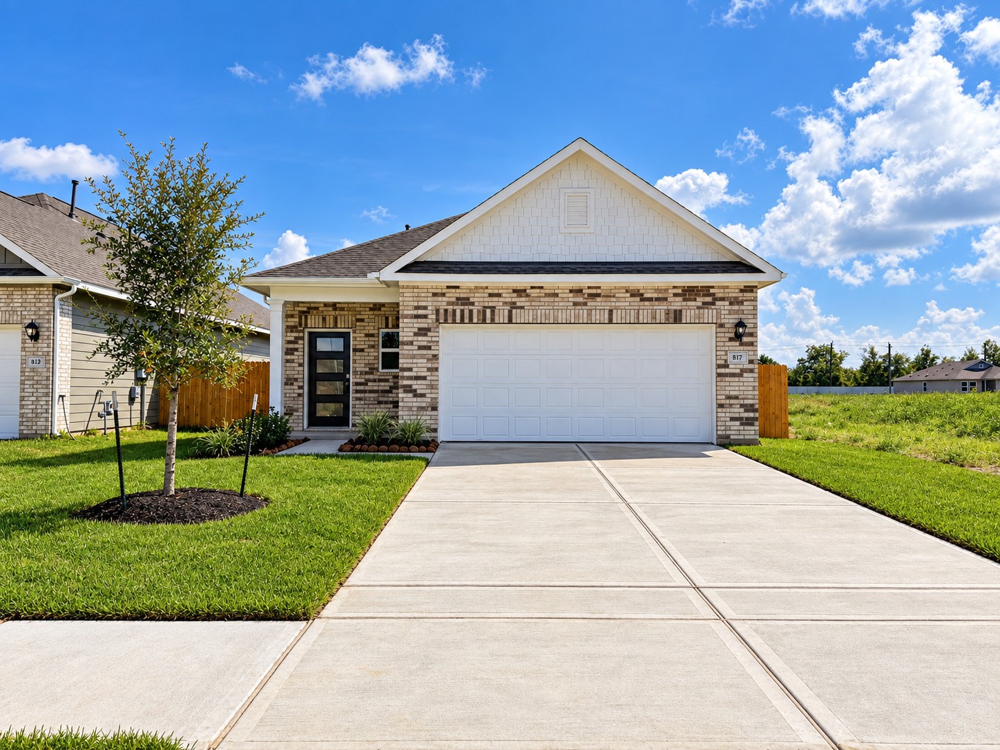 817 Apple Blossom Drive Property Photo 1