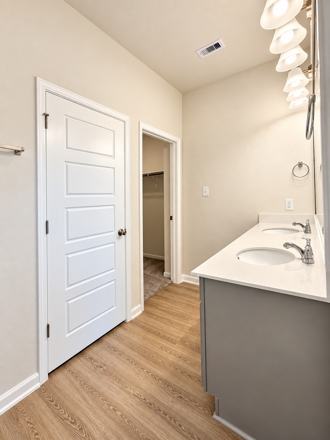 817 Apple Blossom Drive Property Photo 11