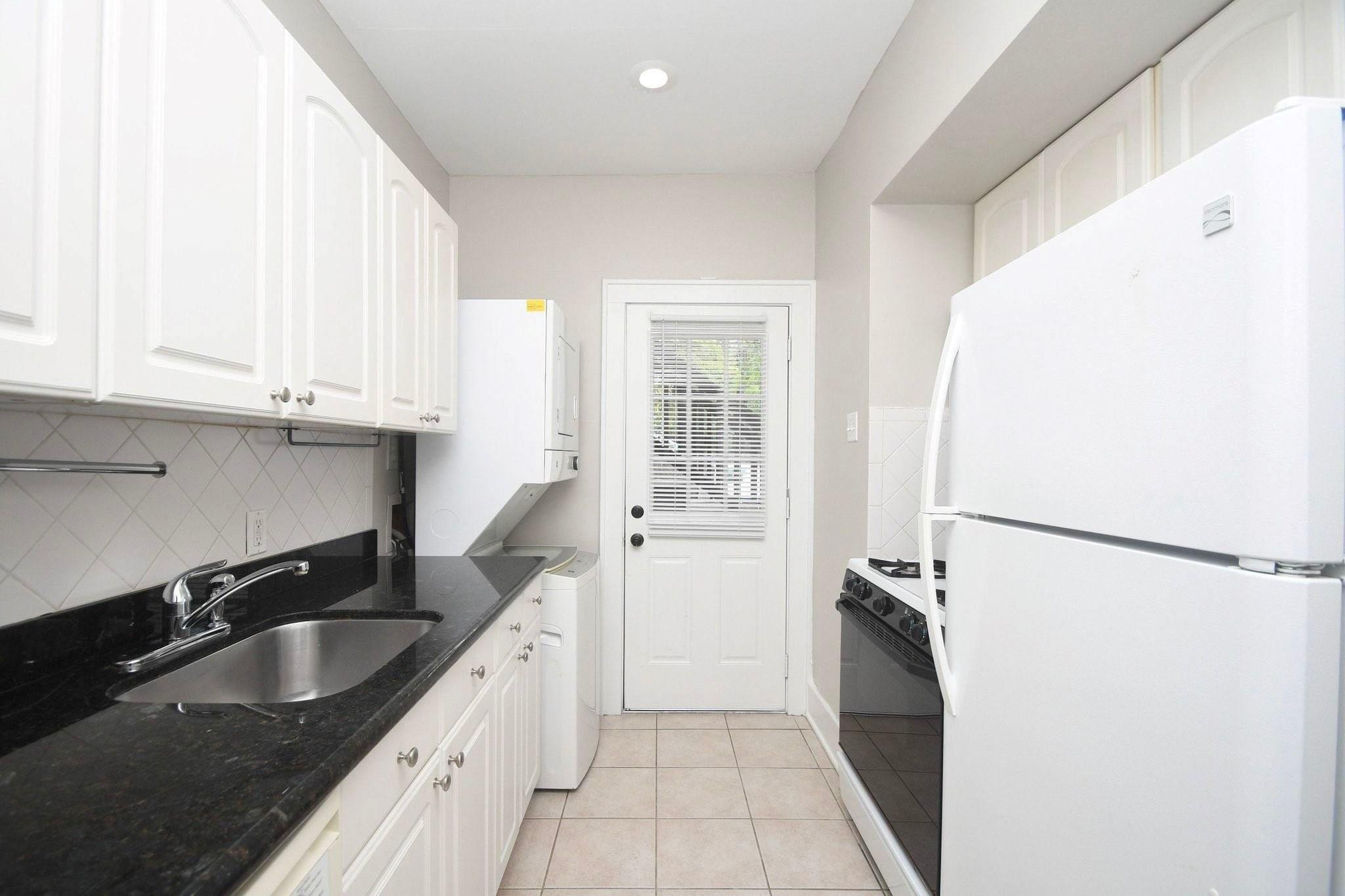 501 Peden Street 2 Property Photo 14