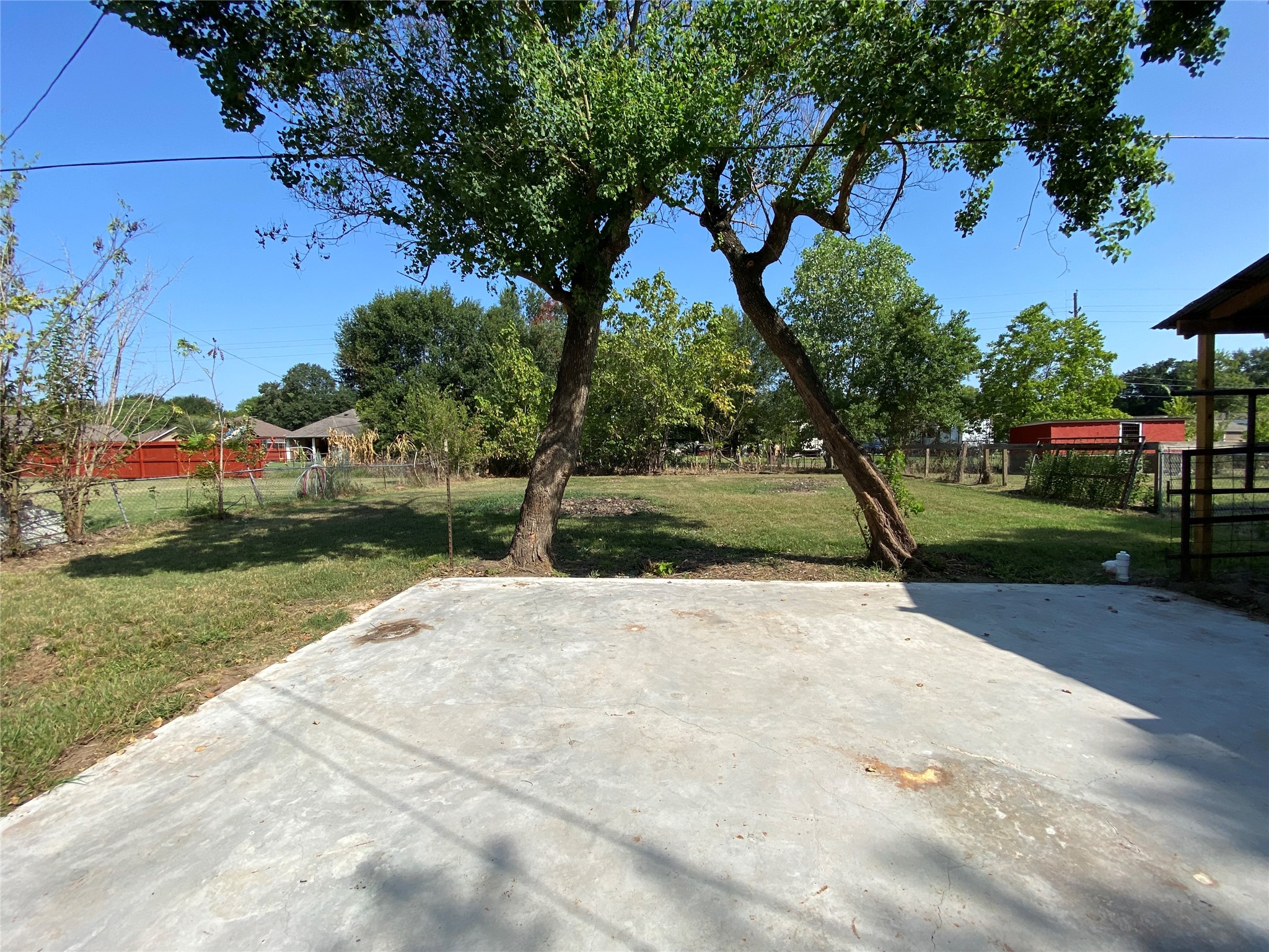 16202 Lee Way Drive Property Photo 4
