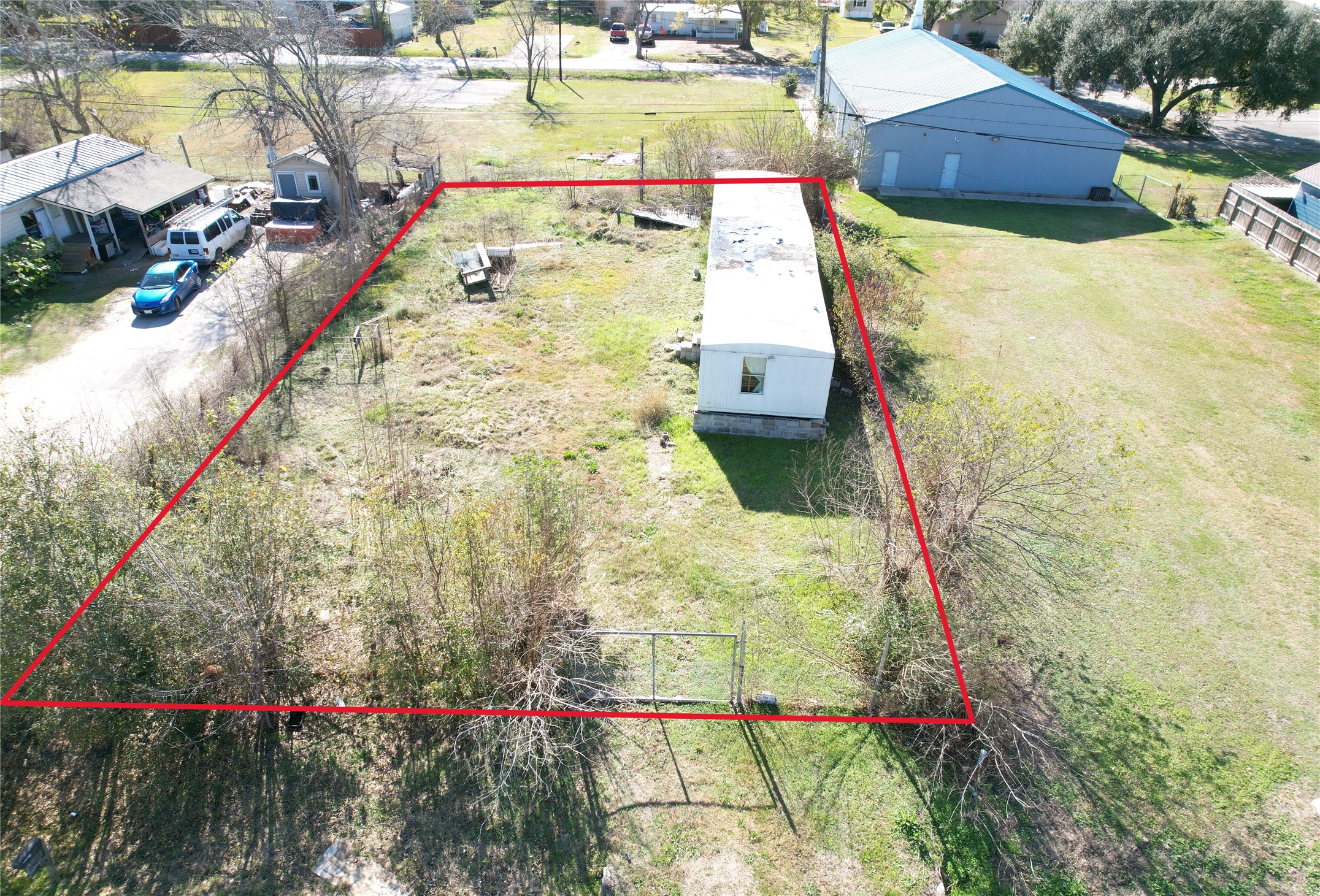 206 Crescent Drive Property Photo 1
