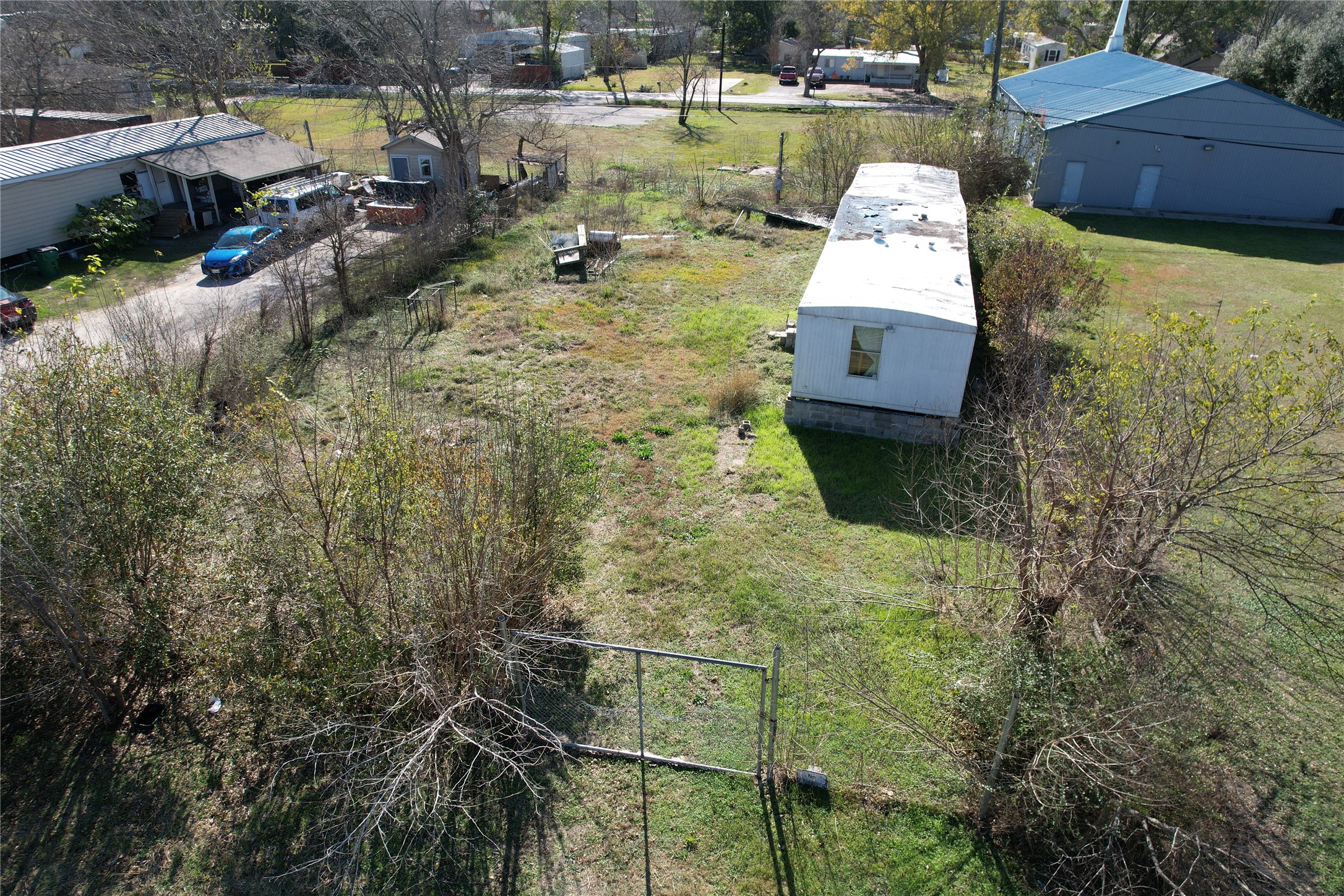 206 Crescent Drive Property Photo 8