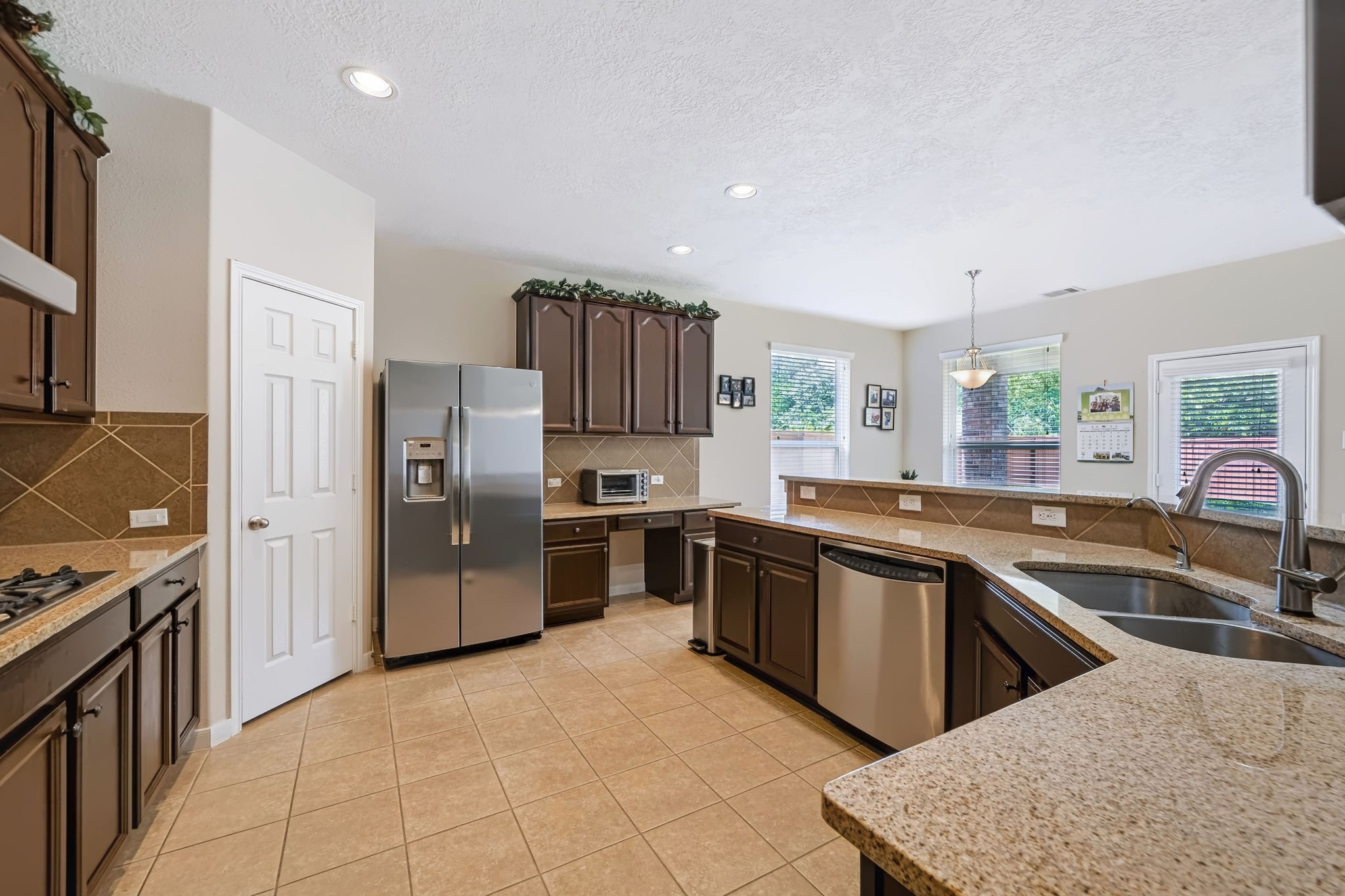3022 Palm Harbour Drive Property Photo 7