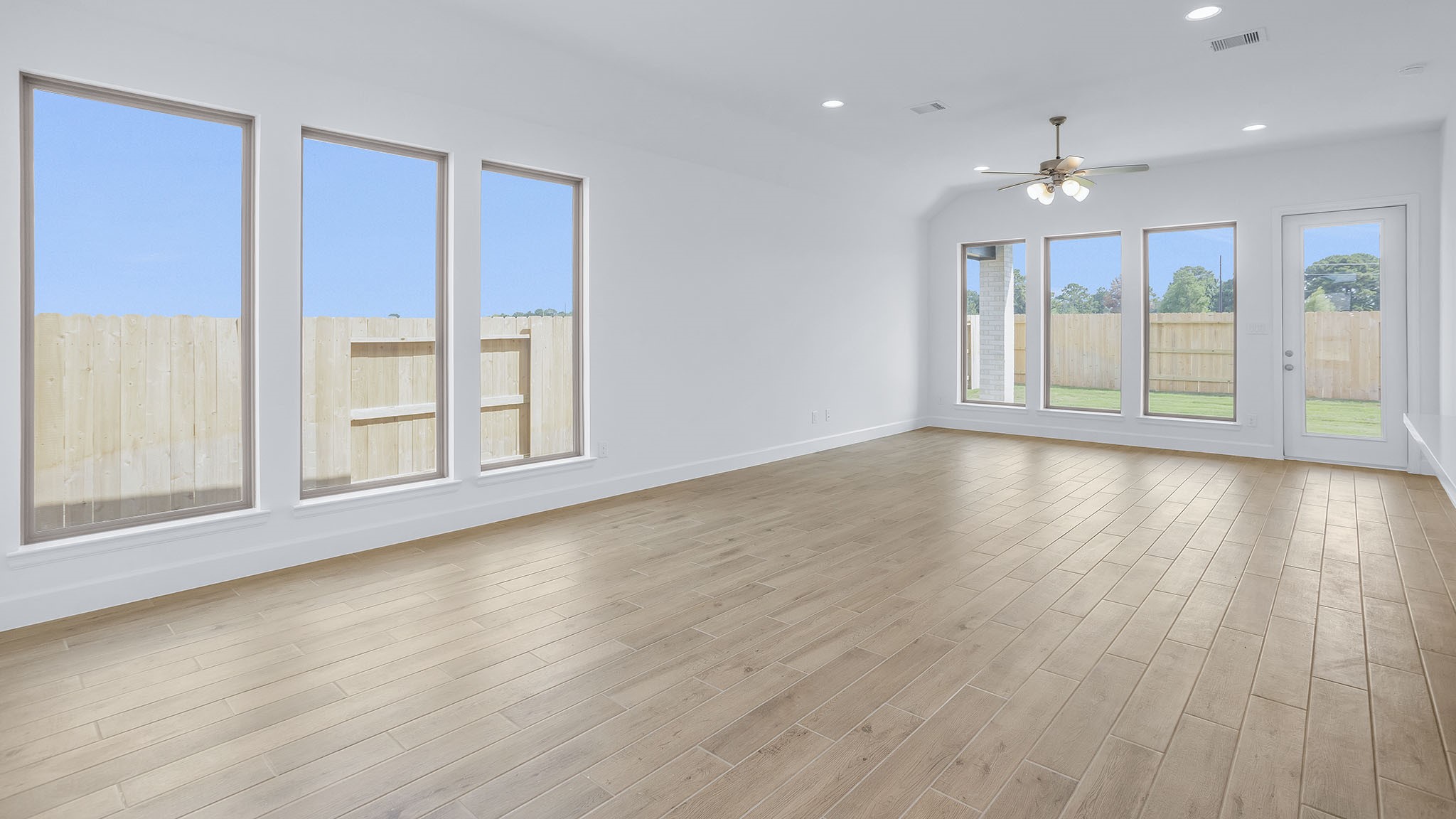 22239 Vanilla Mountain Drive Property Photo 7