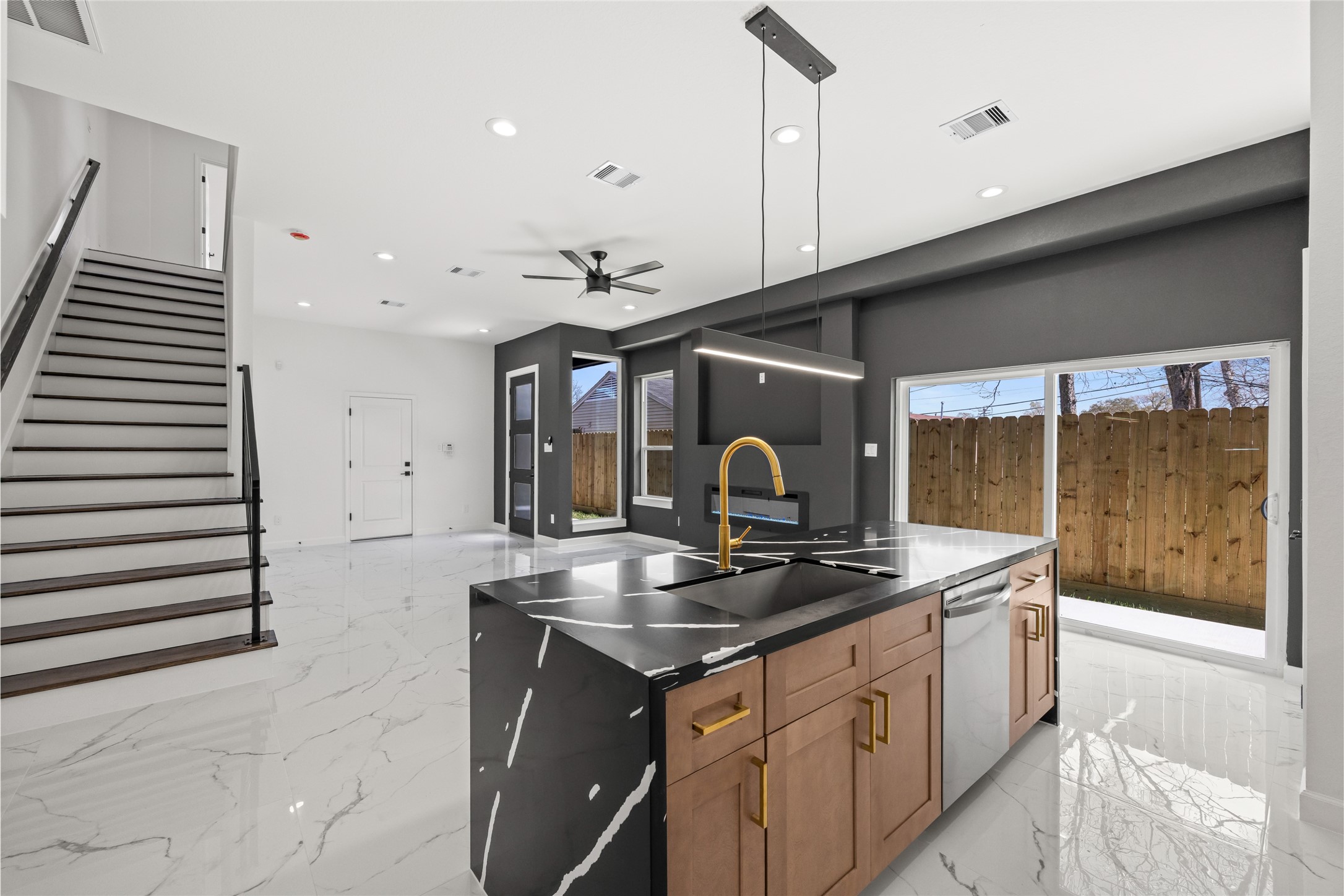 5110 Westover Street Property Photo 1