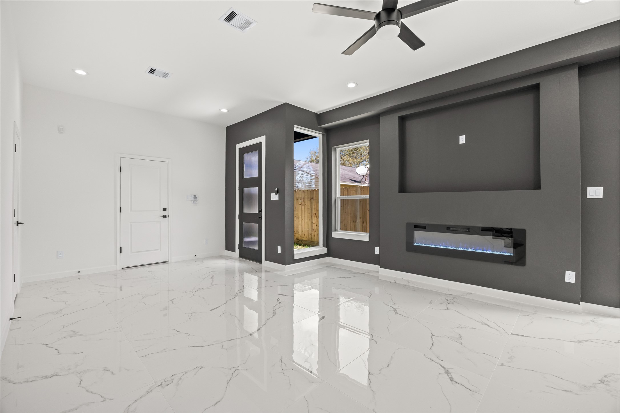 5110 Westover Street Property Photo 3